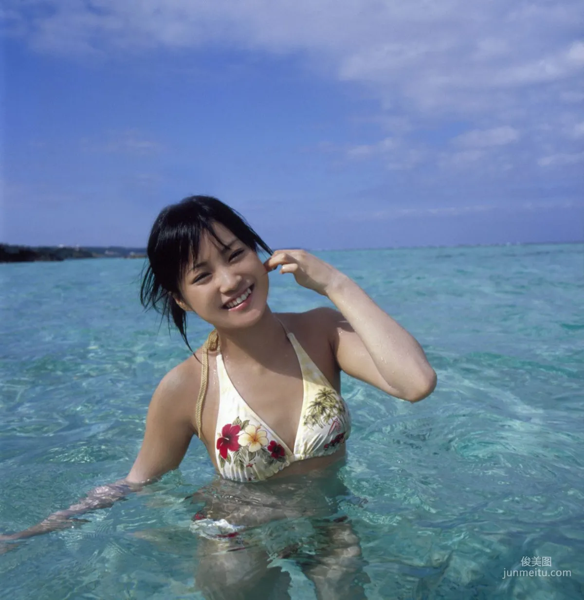 Eri Kamei 亀井絵里 [Hello! Project Digital Books] Vol.17 写真集45