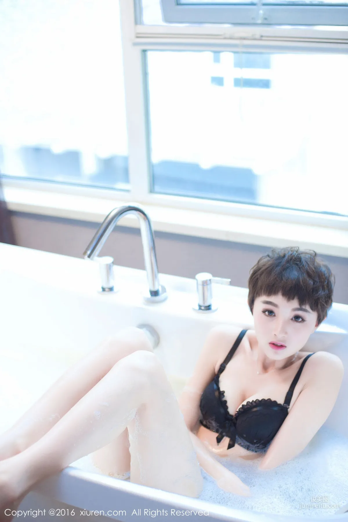 baby_kiki《真实美女空姐的休闲时光》 [秀人网XiuRen] No.657 写真集7