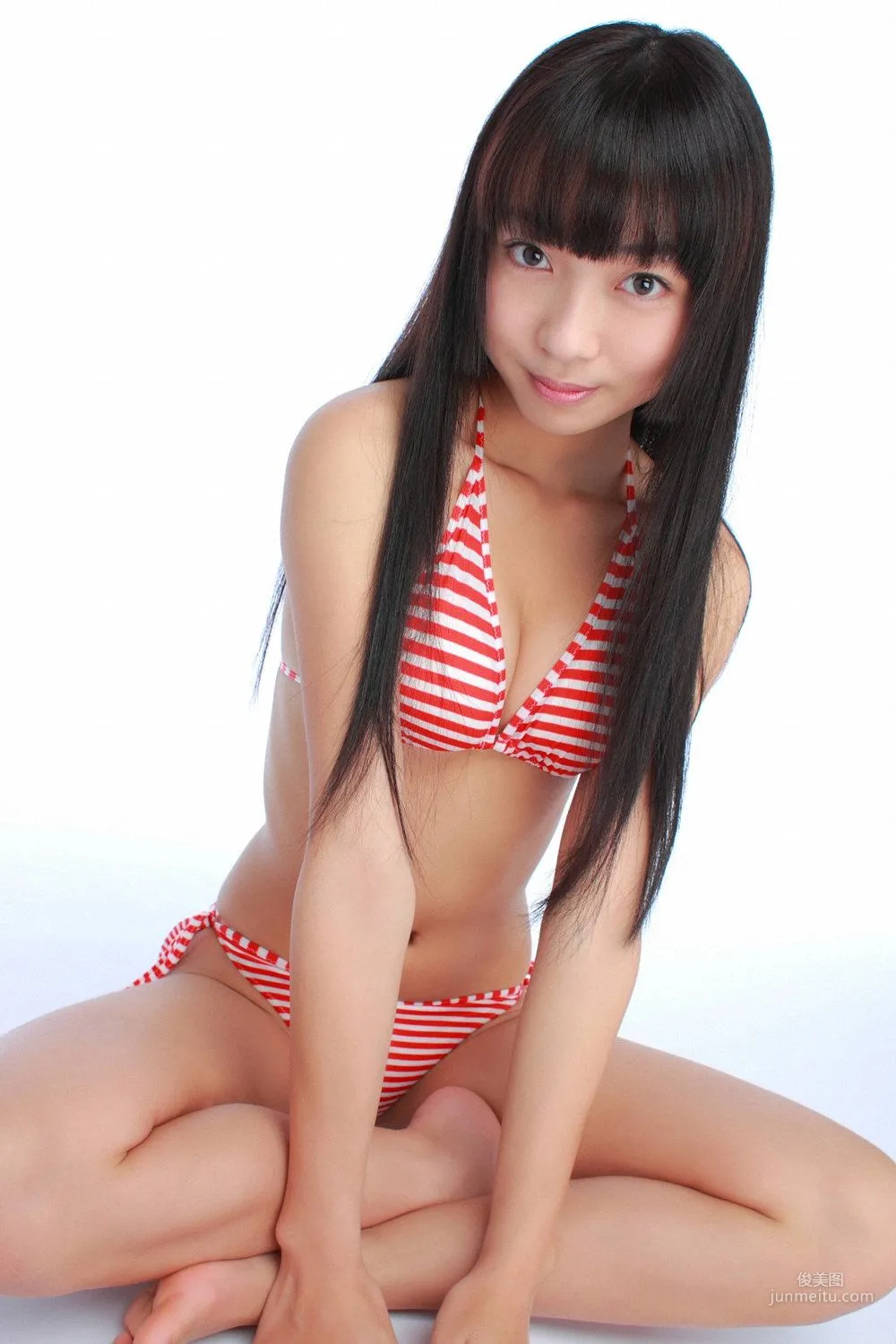 Kurumi Inoue 井上胡桃 UNDERAGE! 写真集 [YS Web] Vol.28539