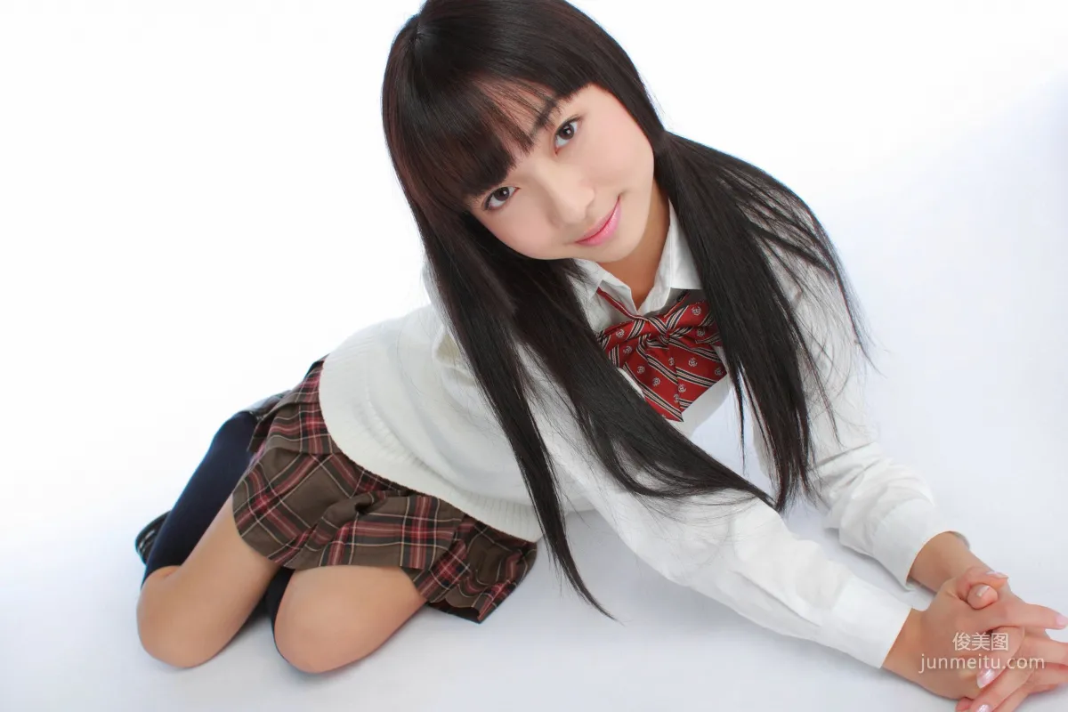 Kurumi Inoue 井上胡桃 UNDERAGE! 写真集 [YS Web] Vol.28525