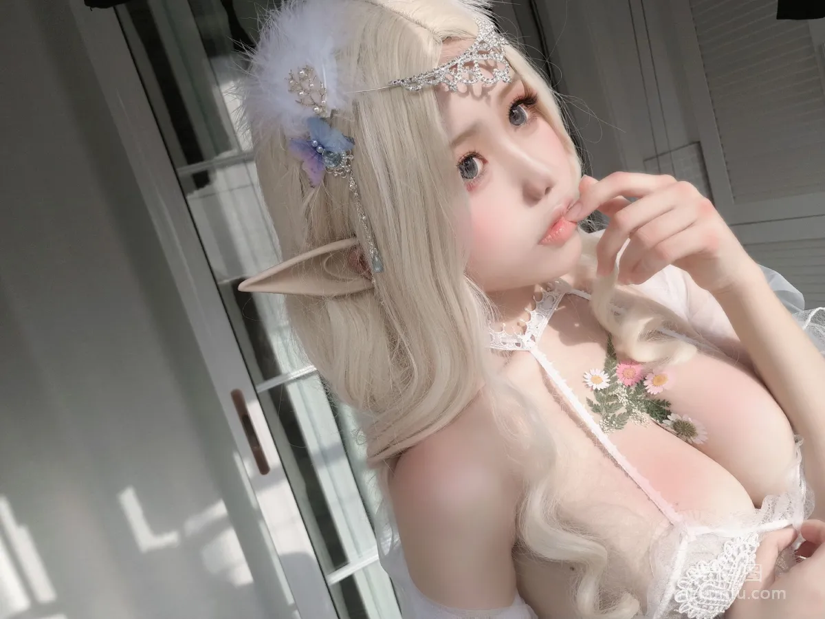 [美女Coser] 一笑芳香沁 《少女与花》 写真集14