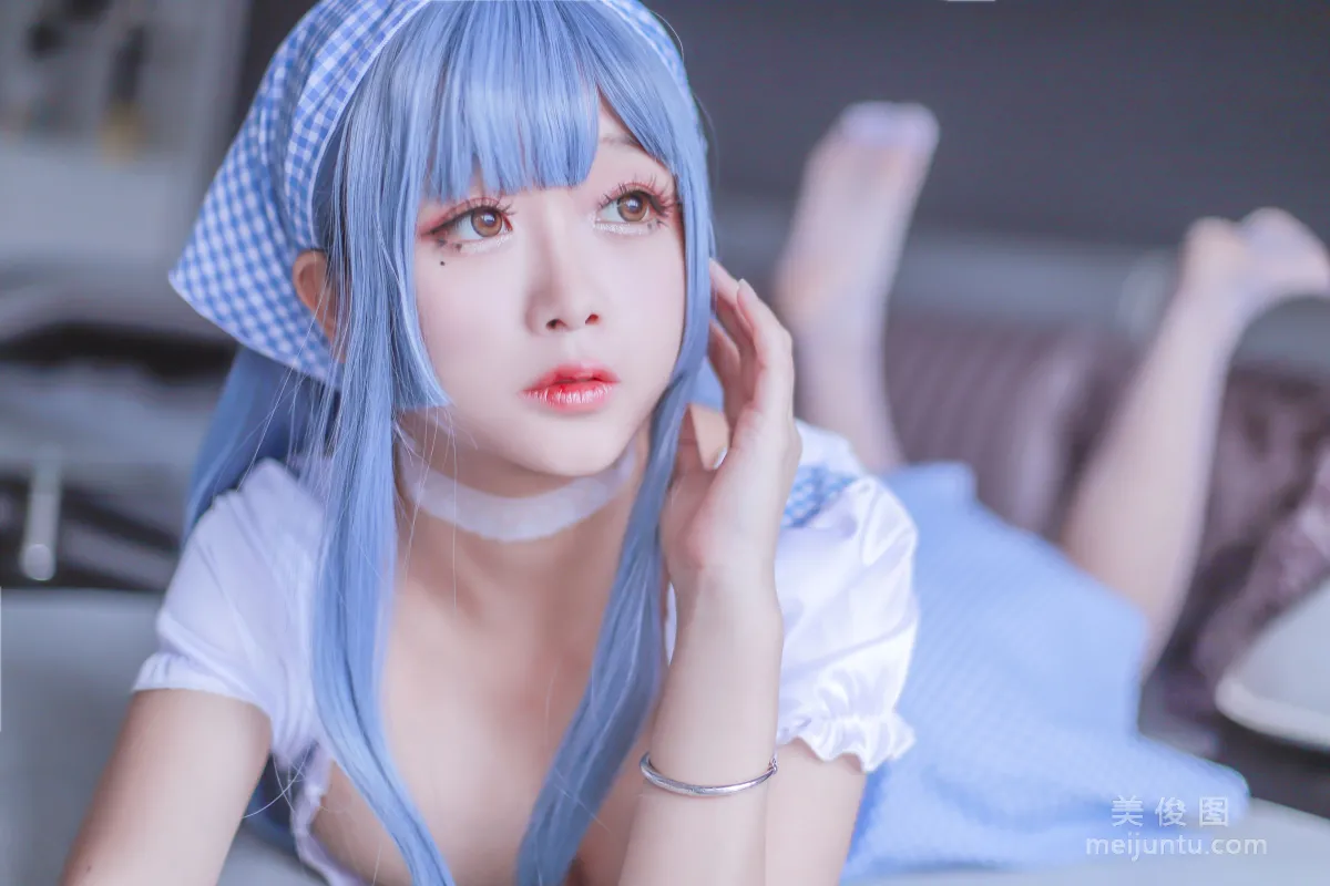 [网红Coser] 日奈娇 《蓝色女仆》 写真集35