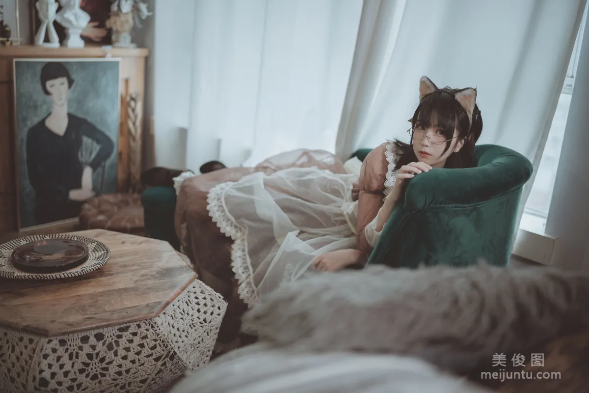 [网红Coser] 逐月su 《透明女仆》 写真集33