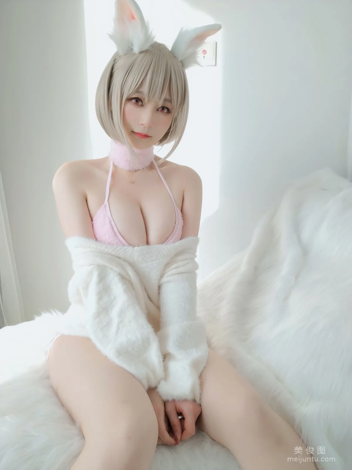 Coser小姐姐白银81 《小白兔》 写真集74