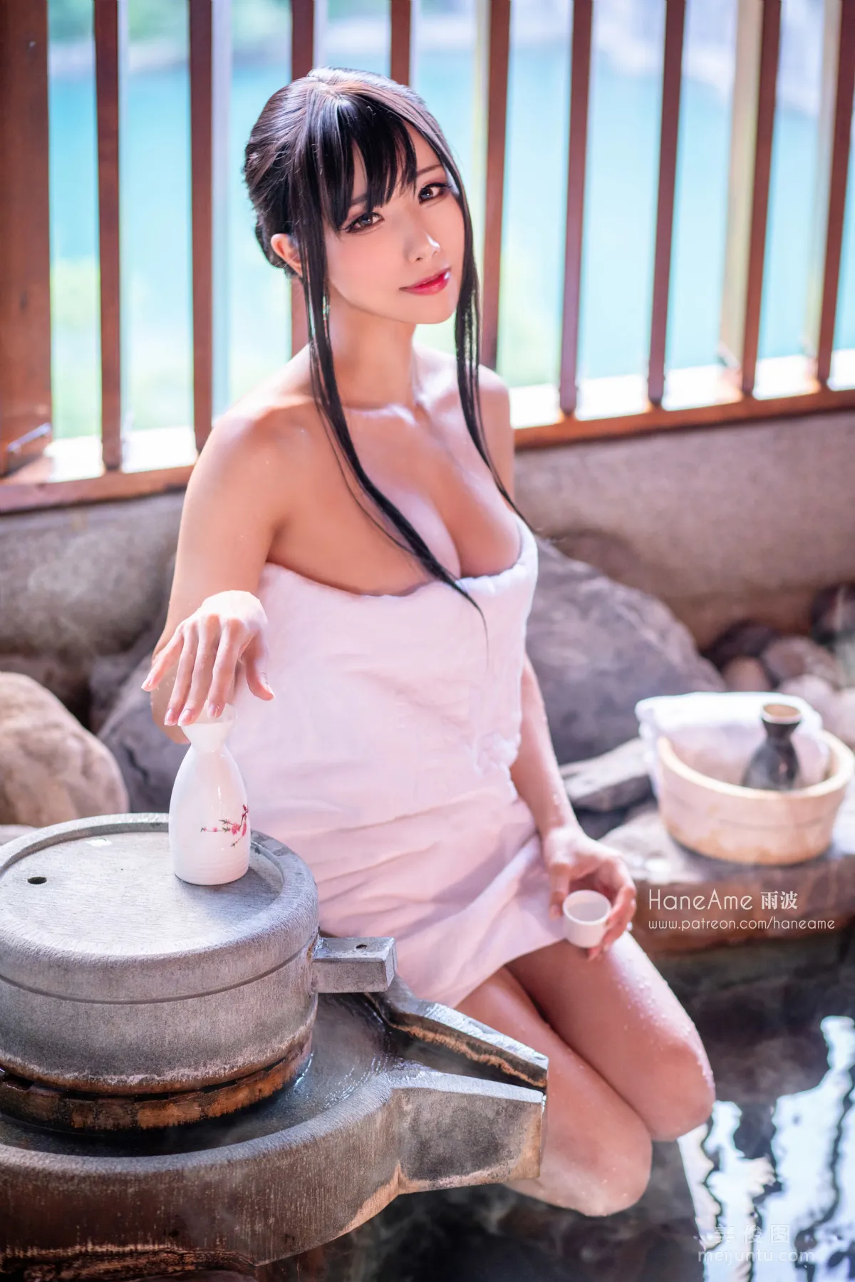 [网红Coser美女] 雨波HaneAme 《溫泉》 写真集77