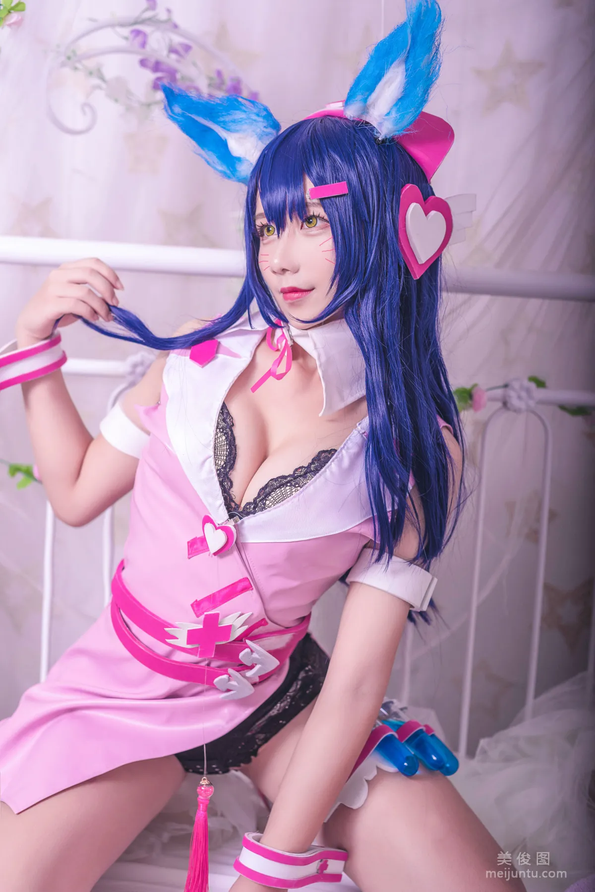 [网红Coser] 九曲Jean 《阿狸护士服》 写真集11