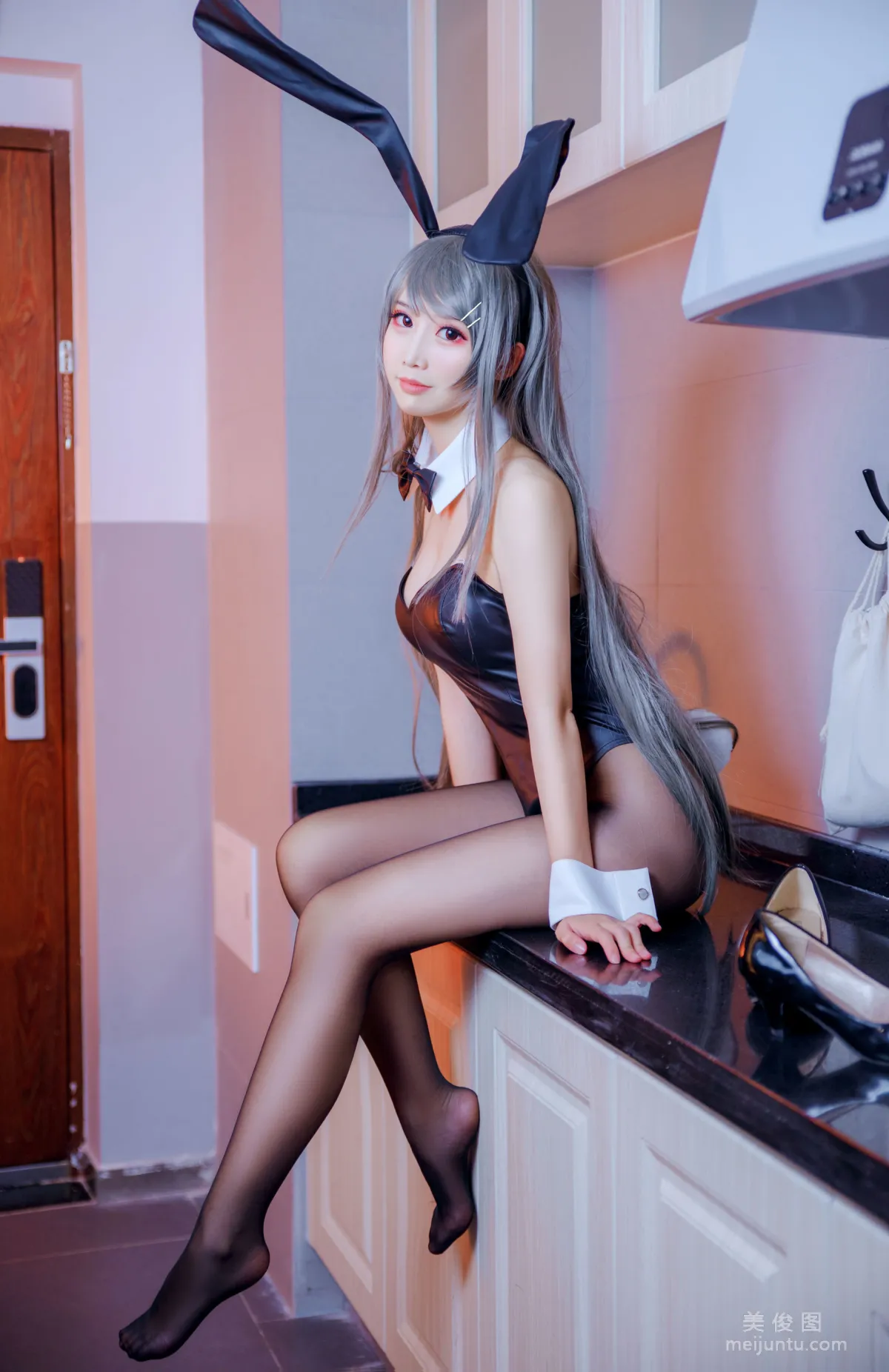 [美女Coser] 面饼仙儿 《麻衣学姐》 写真集13