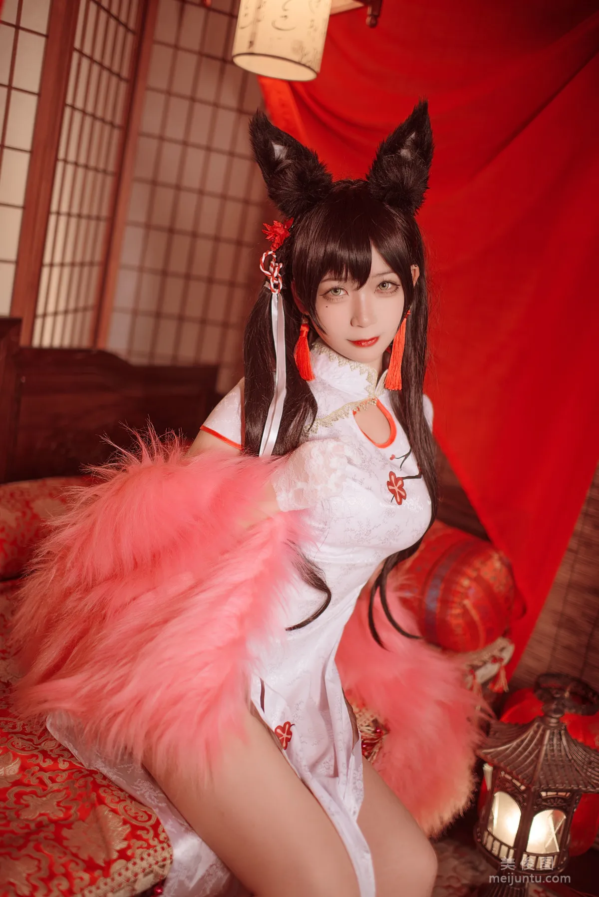 [美女Coser] 樱落酱w 《爱宕新春旗袍》 写真集14