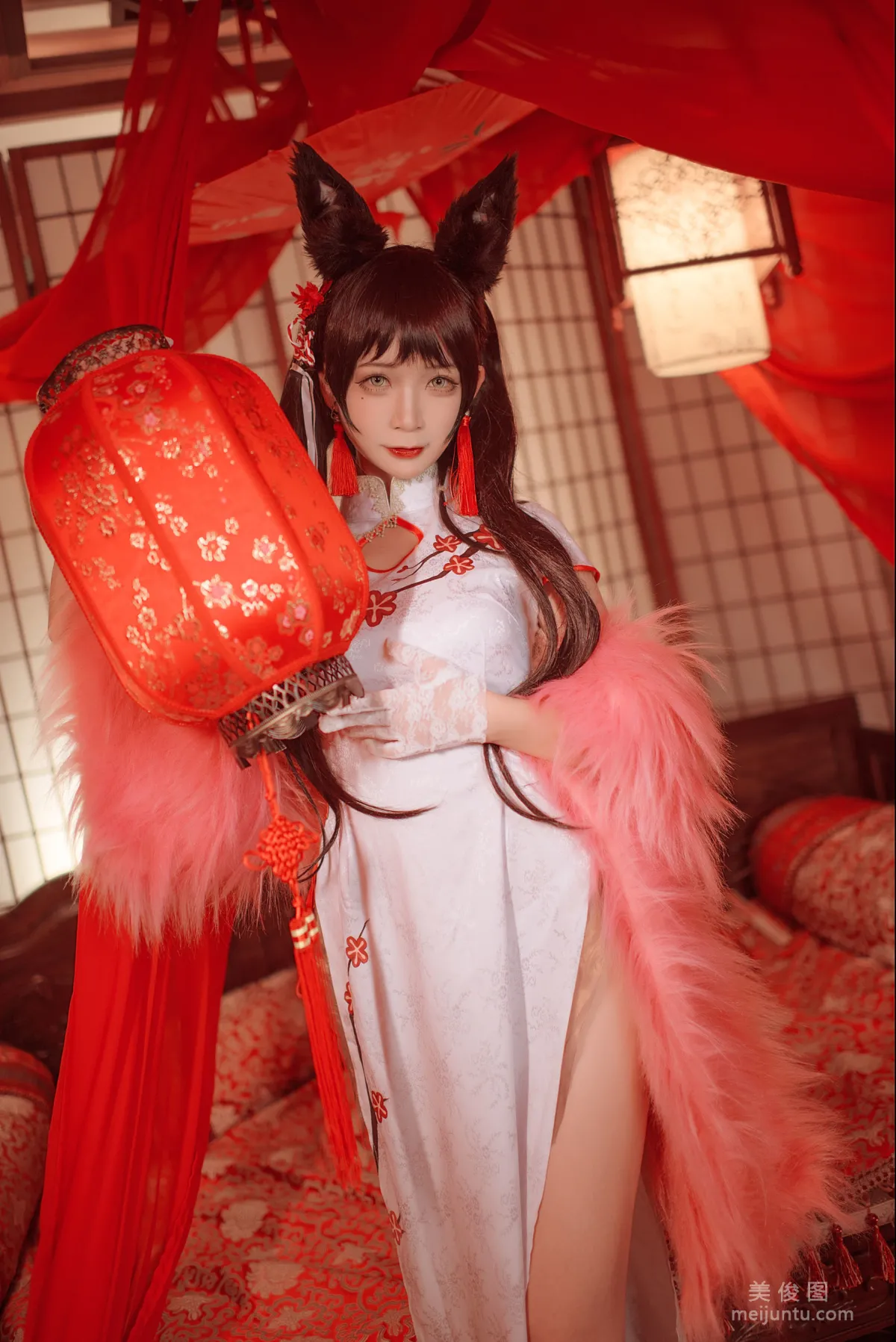 [美女Coser] 樱落酱w 《爱宕新春旗袍》 写真集11