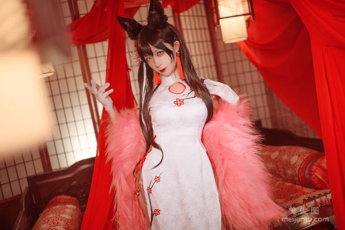 [美女Coser] 樱落酱w 《爱宕新春旗袍》 写真集12