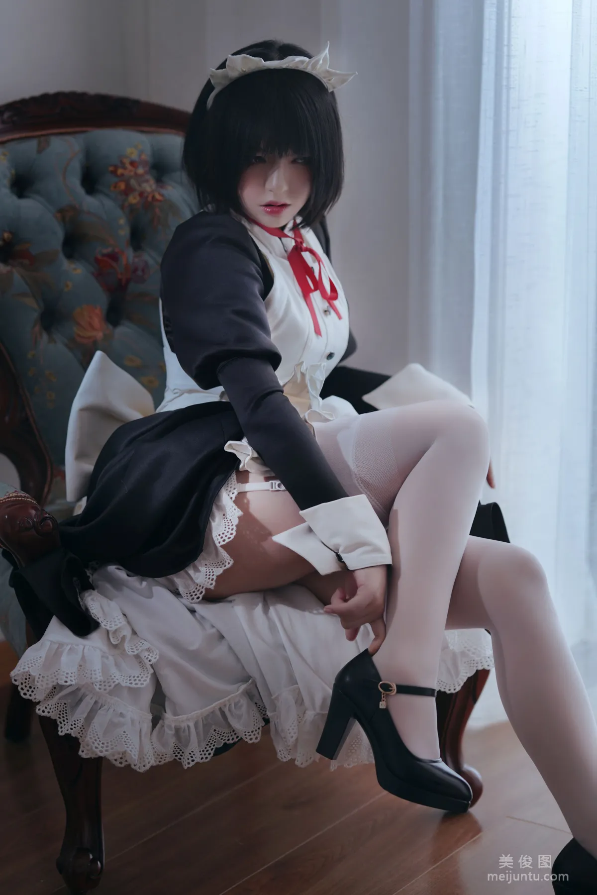 [美女Coser] 半半子 《 嫌パン メイド》 写真集26