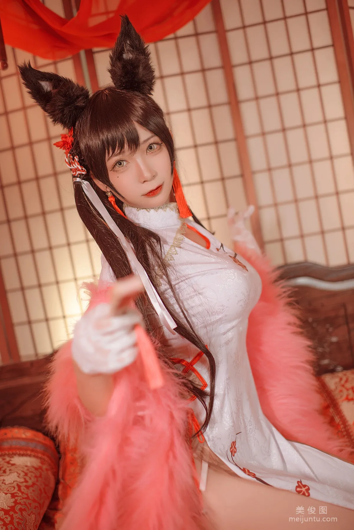 [美女Coser] 樱落酱w 《爱宕新春旗袍》 写真集4