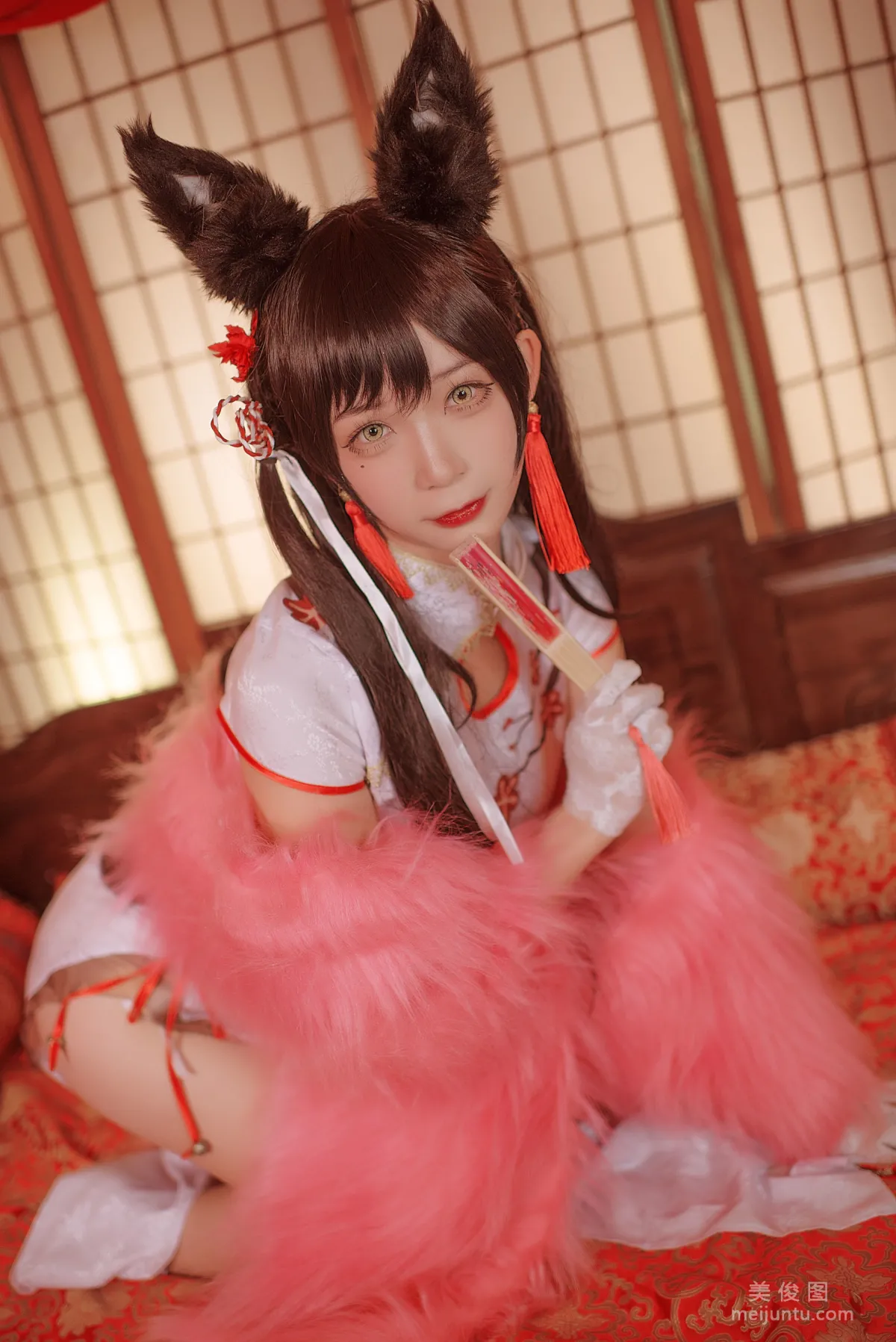 [美女Coser] 樱落酱w 《爱宕新春旗袍》 写真集5