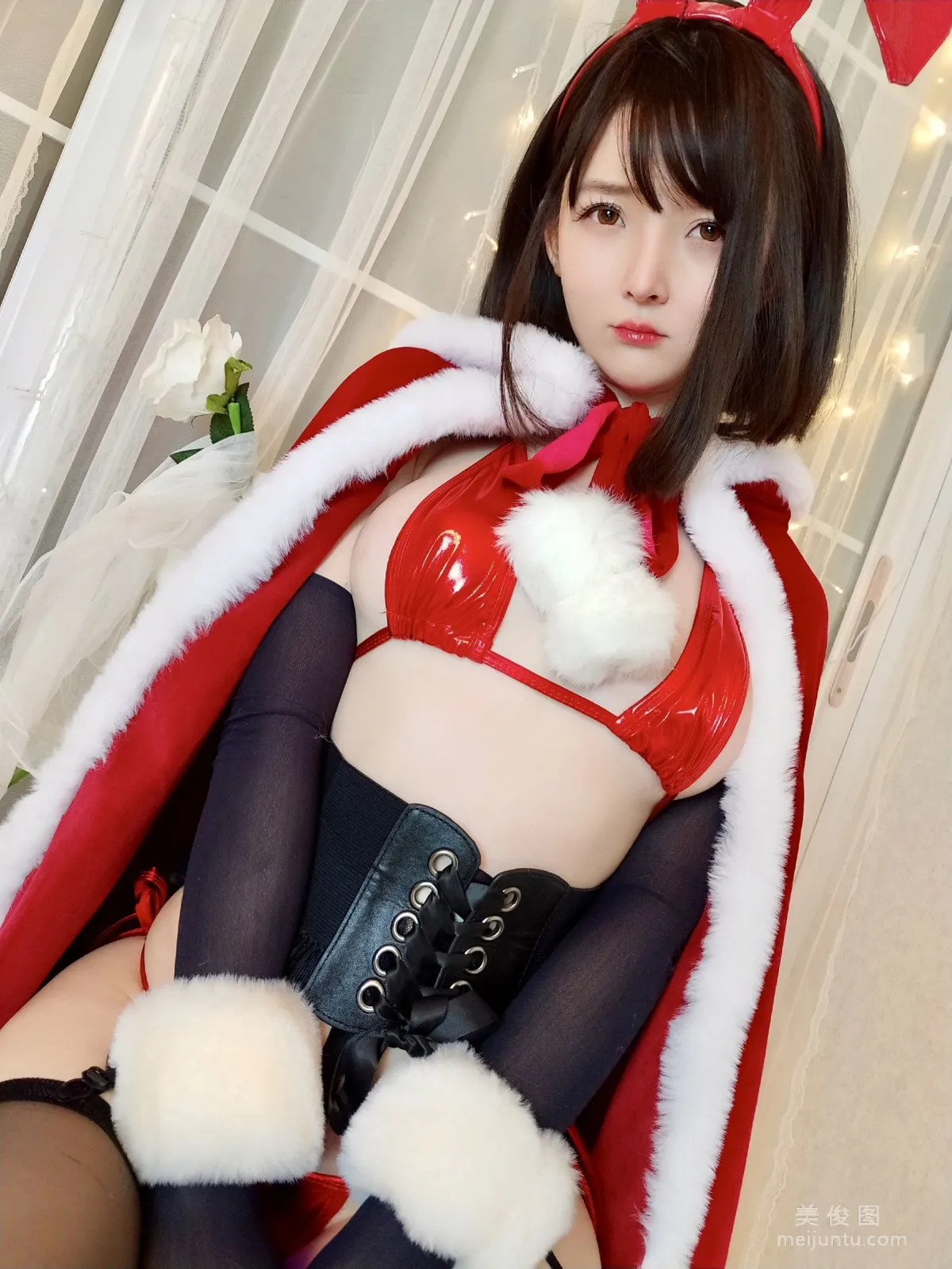 [网红Coser] 一小央泽 《圣诞兔》 写真集20