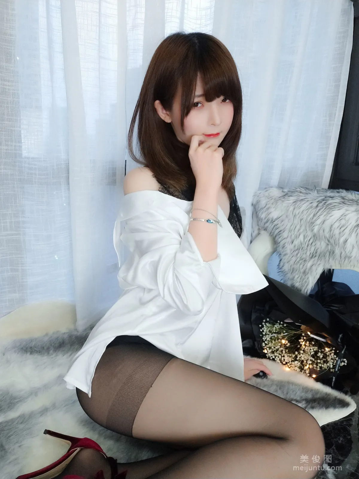 [Coser美女] 一小央泽 《约会女友》 写真集57