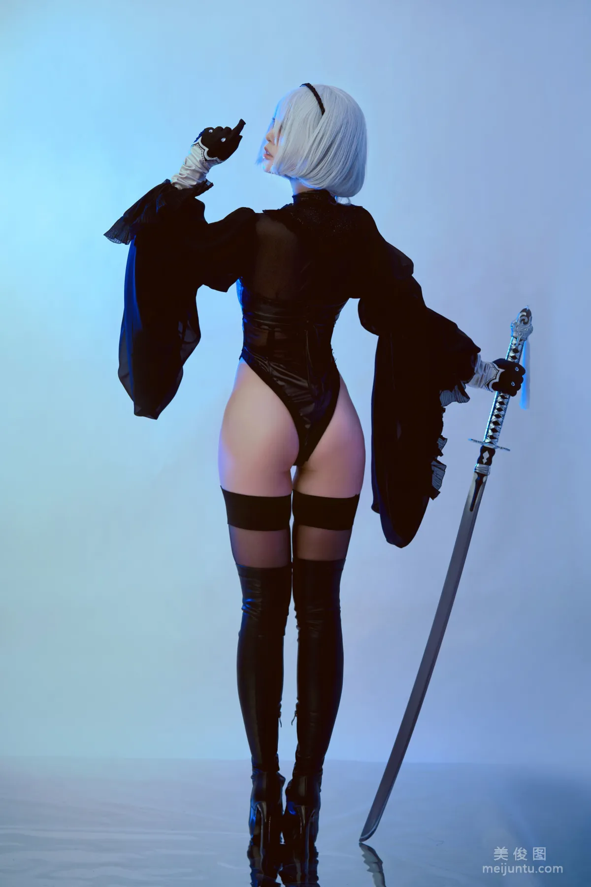 [美女Coser] 半半子 《二号B型》 写真集33