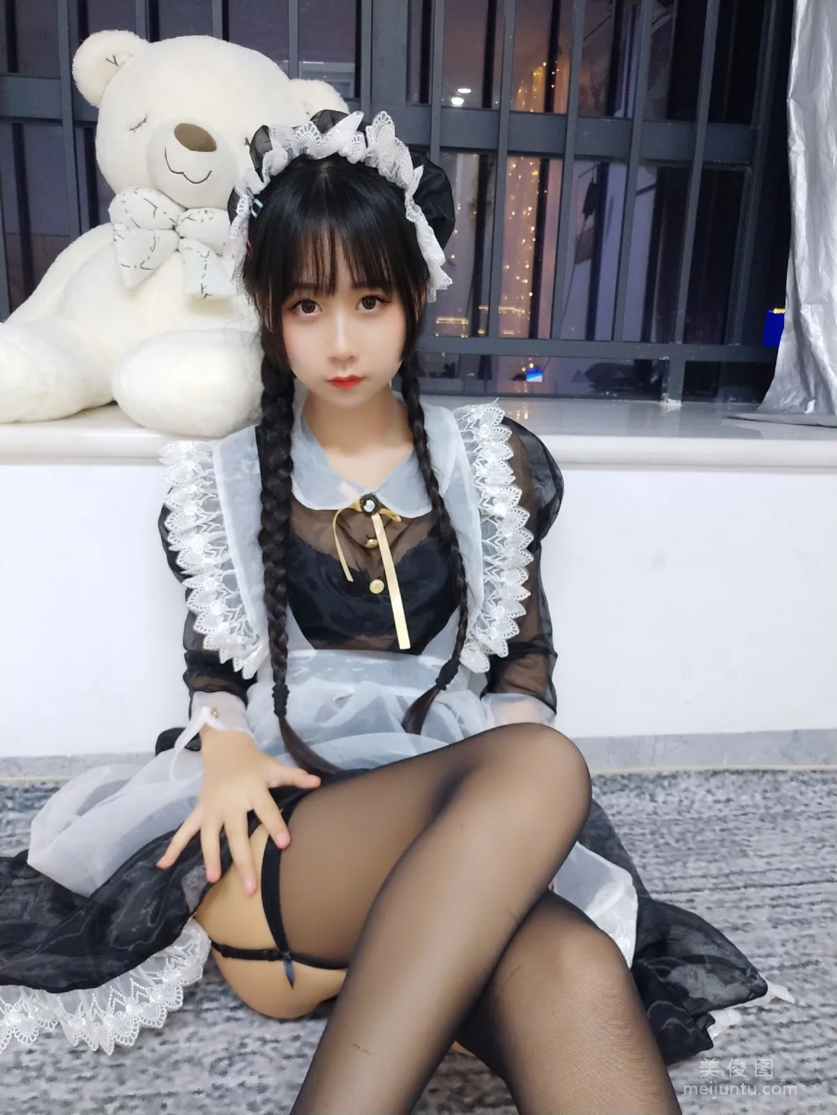 美少女COSER萌芽儿o0 《透明女仆》 写真集17