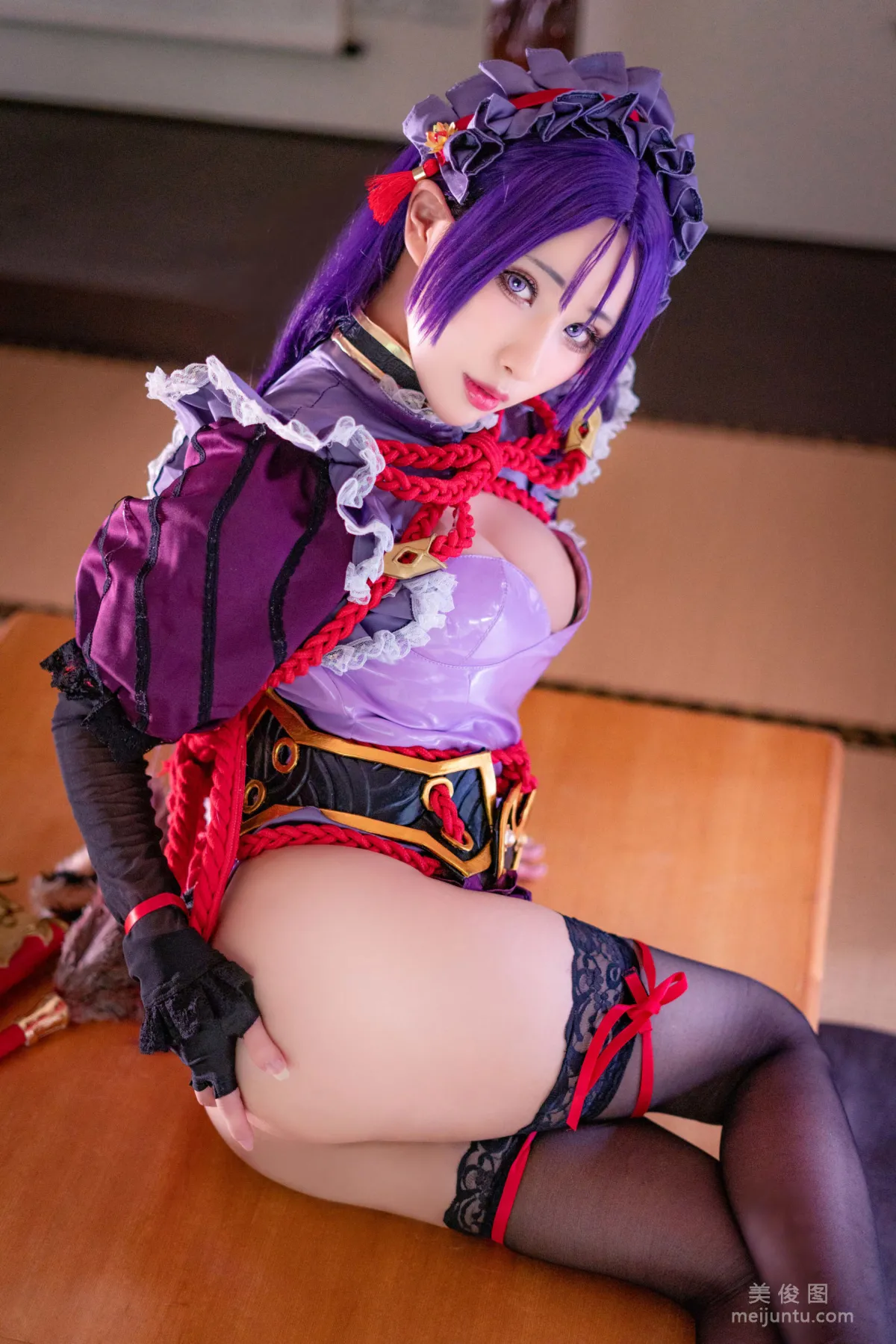 [网红Coser] 雨波_HaneAme 《源赖光》 写真集74