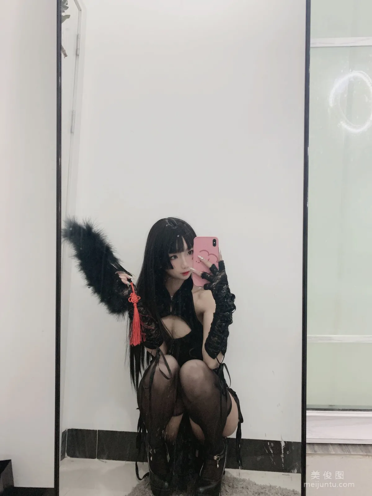 美少女鬼畜瑶 《黑色旗袍》 写真集70