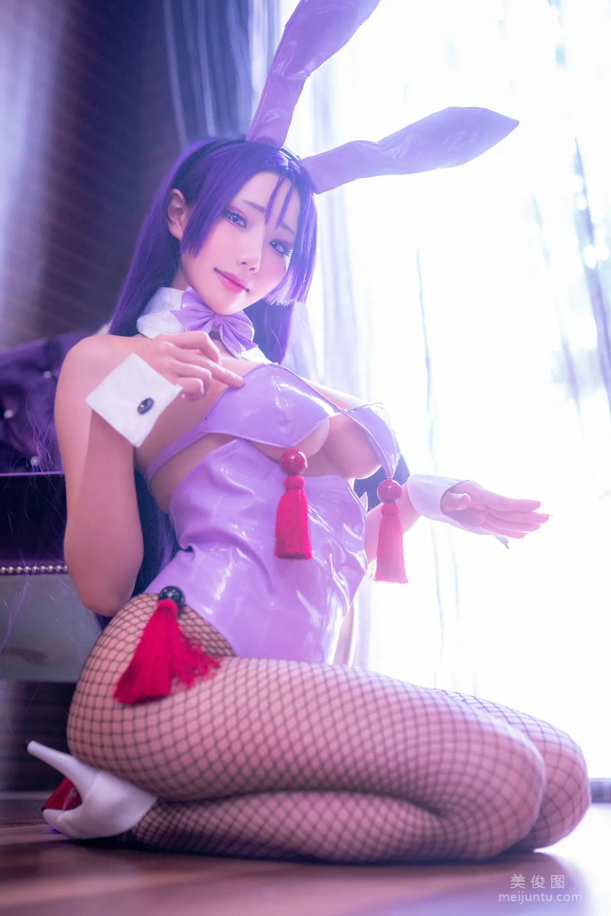 [网红Coser] 雨波_HaneAme 《源赖光》 写真集90