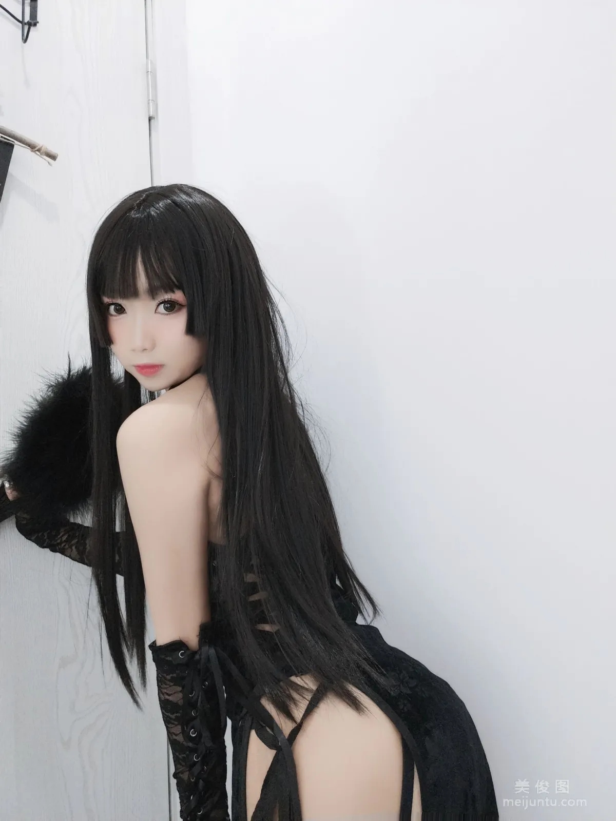 美少女鬼畜瑶 《黑色旗袍》 写真集48