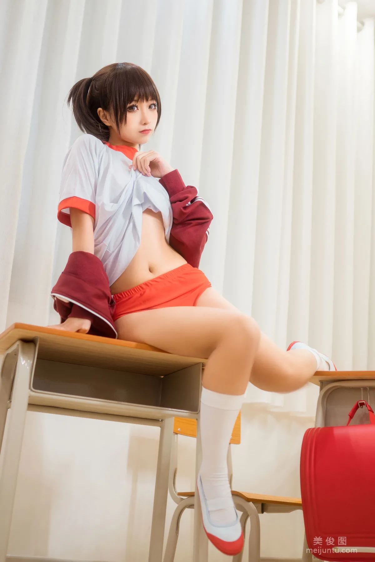 [美女Coser] 蠢沫沫 《红体操服》 写真集26