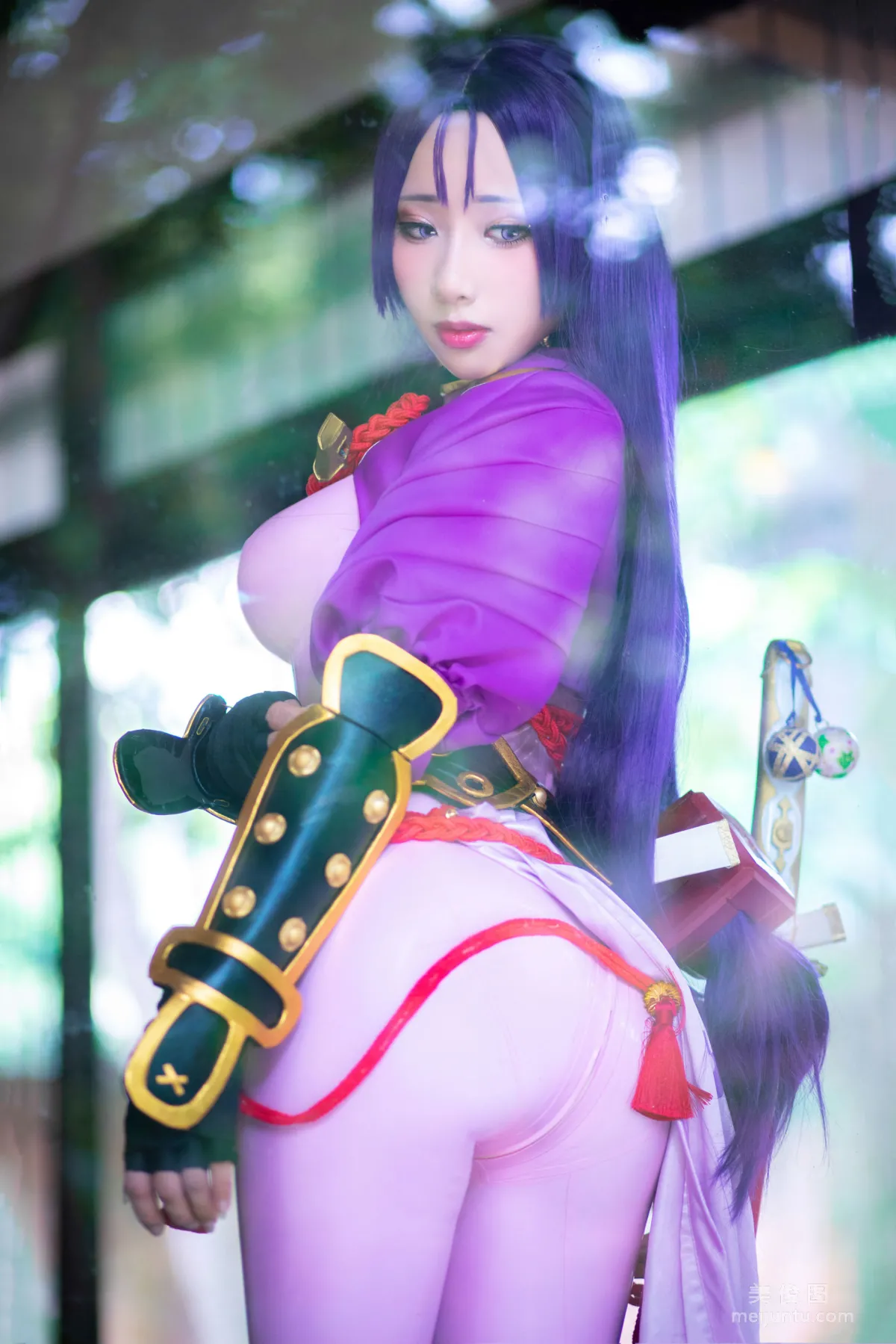 [网红Coser] 雨波_HaneAme 《源赖光》 写真集33