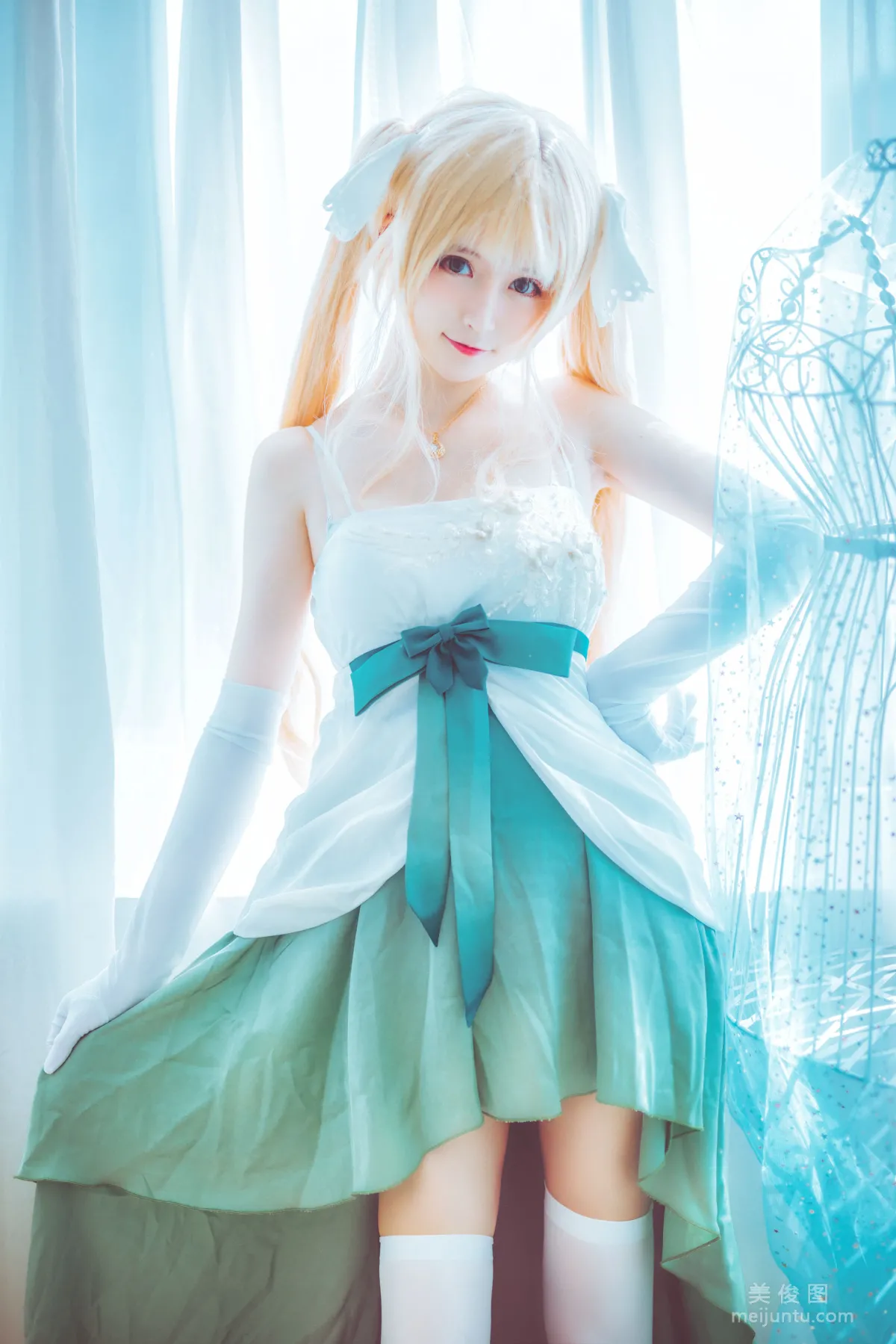 [美女Coser] yui金鱼 《路人女主》 写真集11