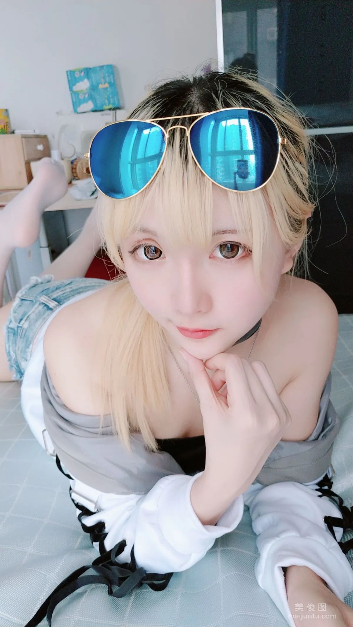 Coser小姐姐星之迟迟 《莉莉丝》 写真集32