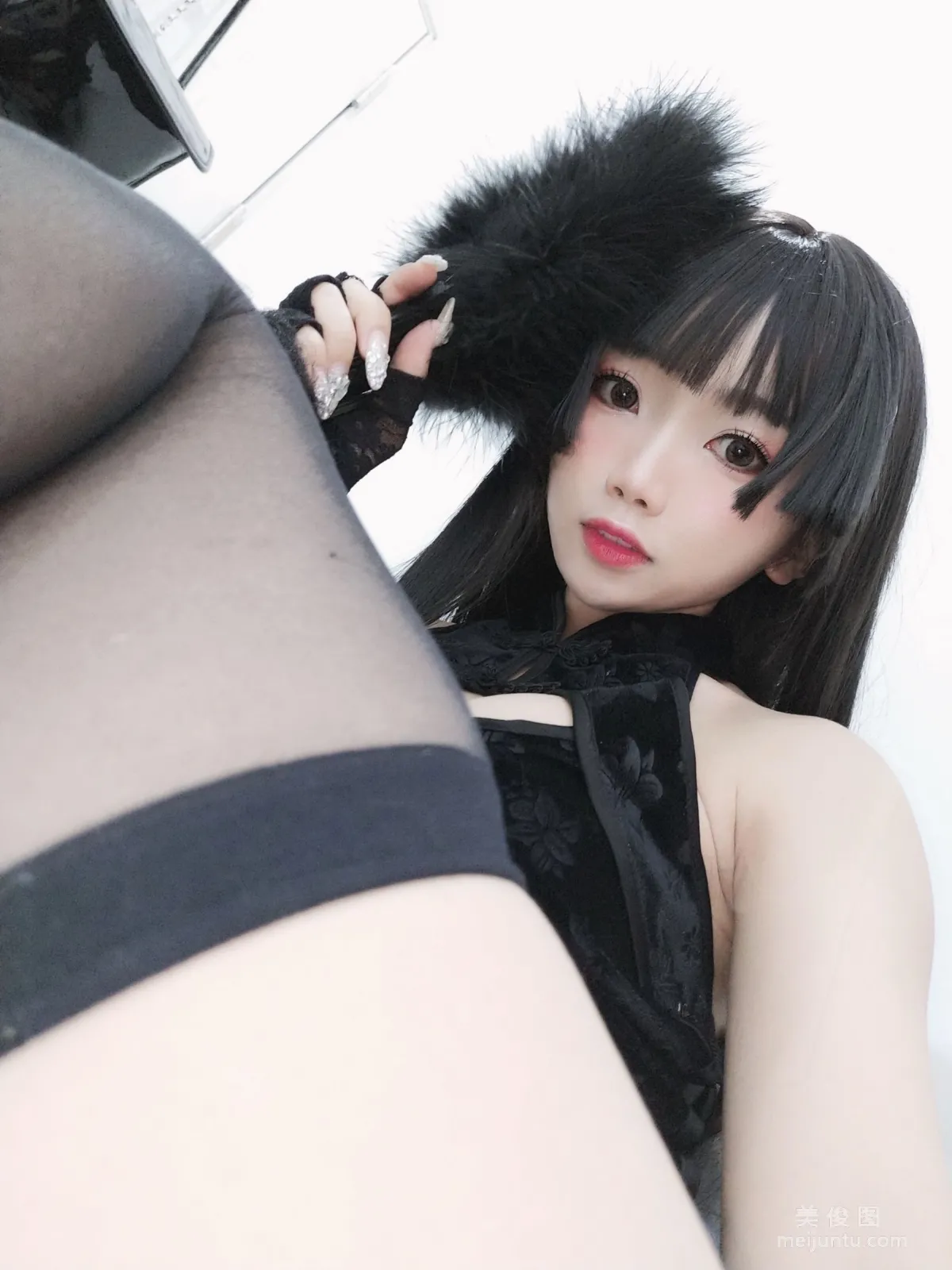 美少女鬼畜瑶 《黑色旗袍》 写真集49