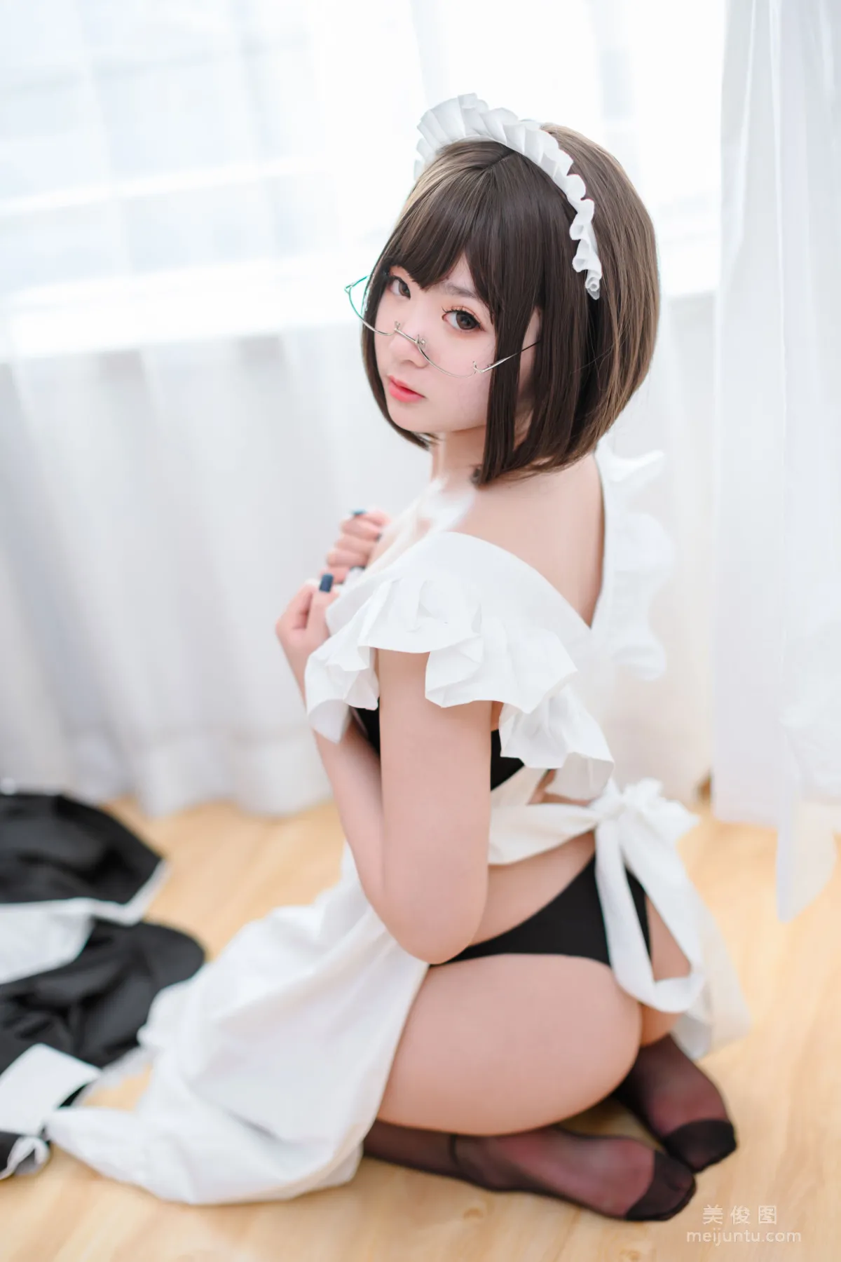 [美女Coser] 是青水 《女仆》 写真集23