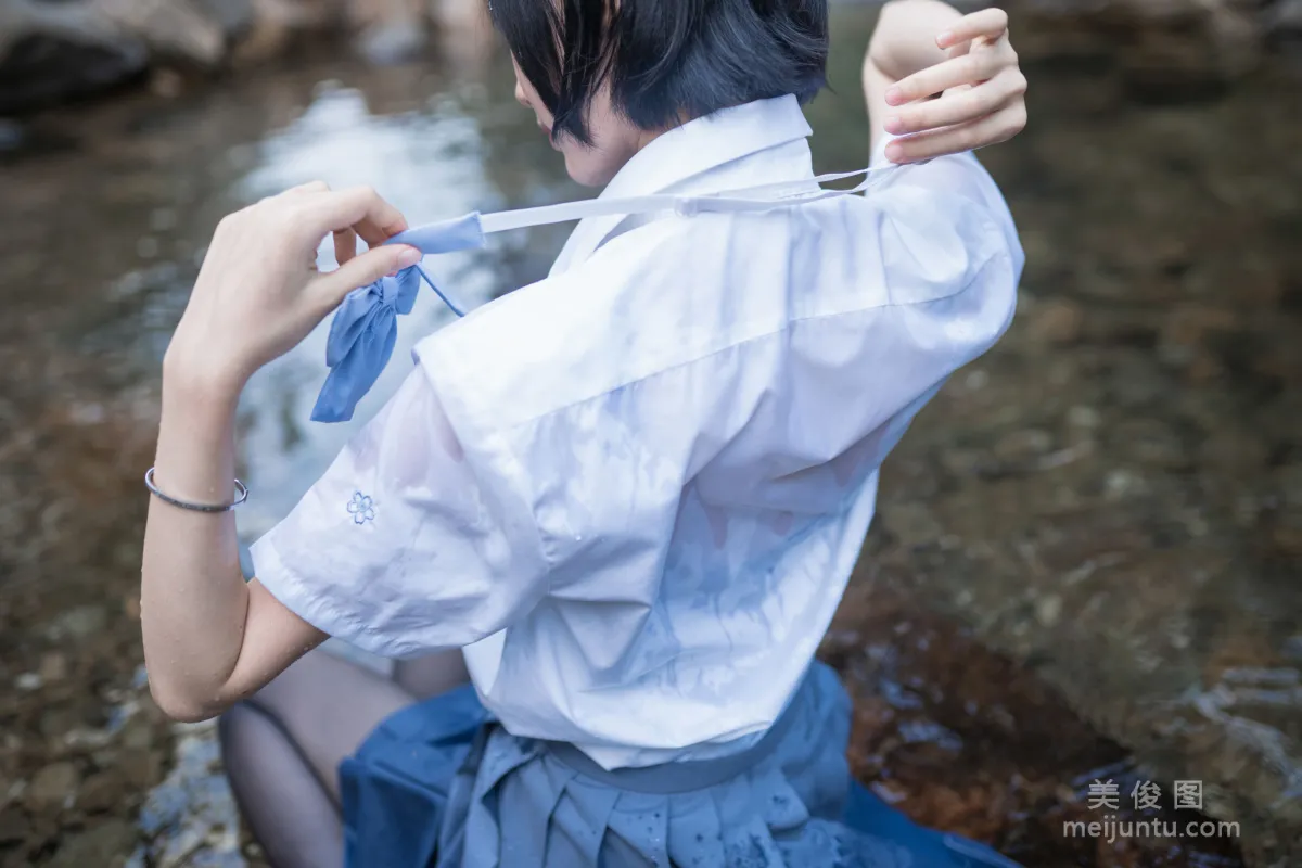 木绵绵OwO 《水色溪边制服》 写真集30