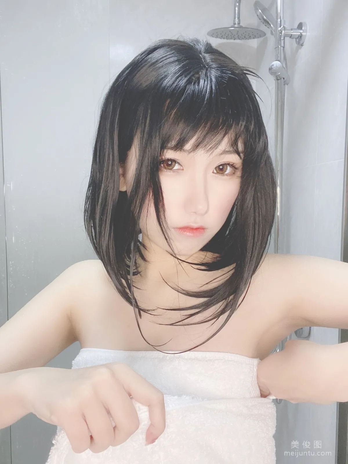 Coser芋圆侑子SJ 《人妻围裙》 写真集78