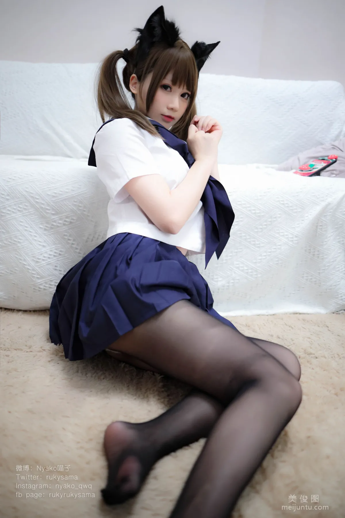 Nyako喵子 《黑丝水手服猫娘》 写真集19