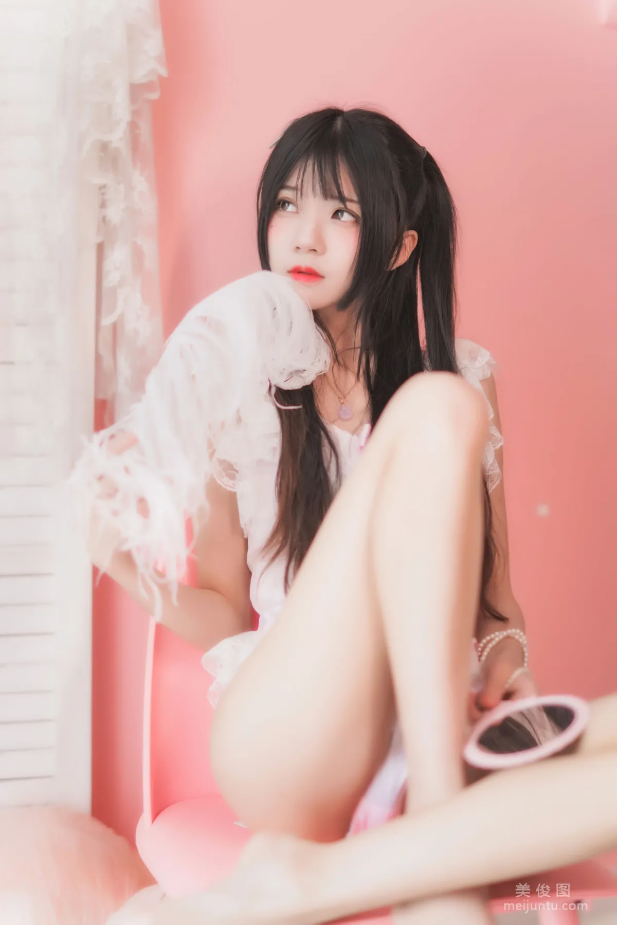 桜桃喵 冬眠系列 《粉色浴缸》 写真集2