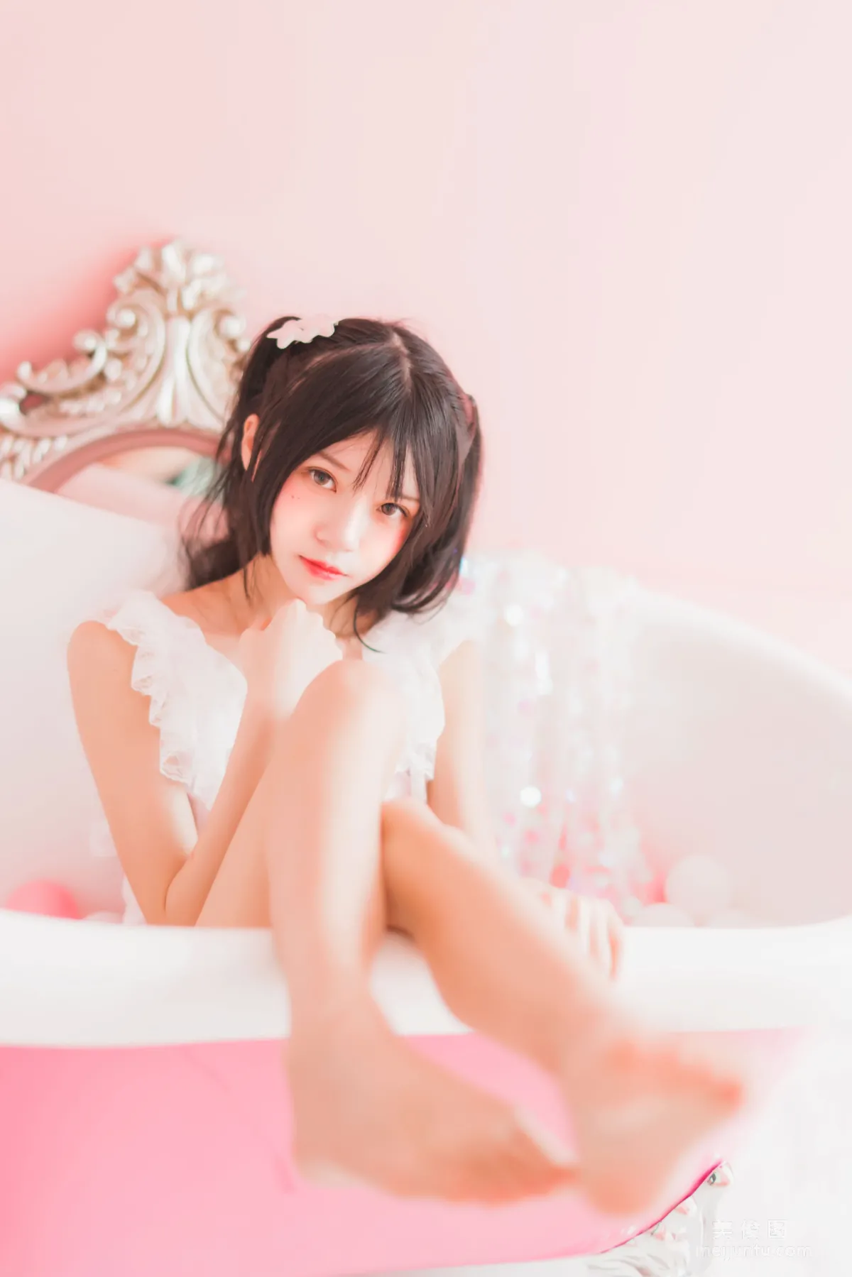 桜桃喵 冬眠系列 《粉色浴缸》 写真集29
