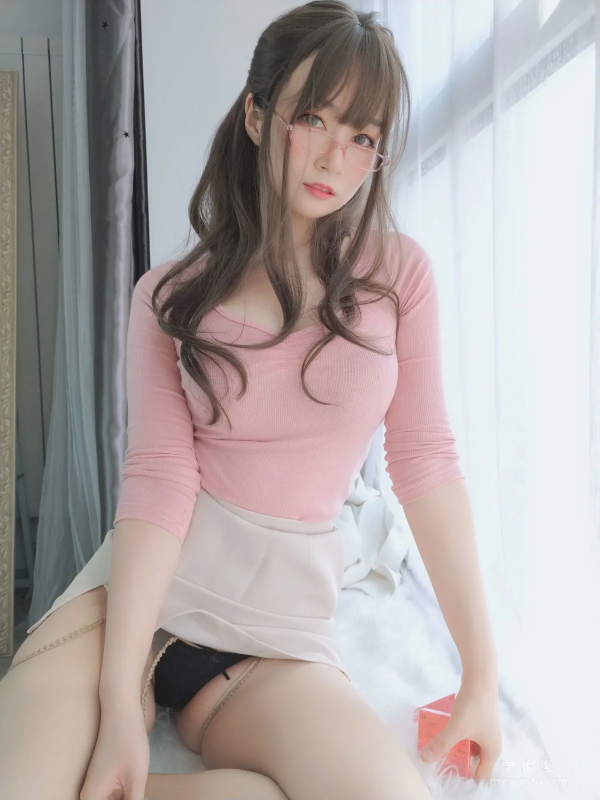 Coser小姐姐白银81 《甜美后辈》 写真集116