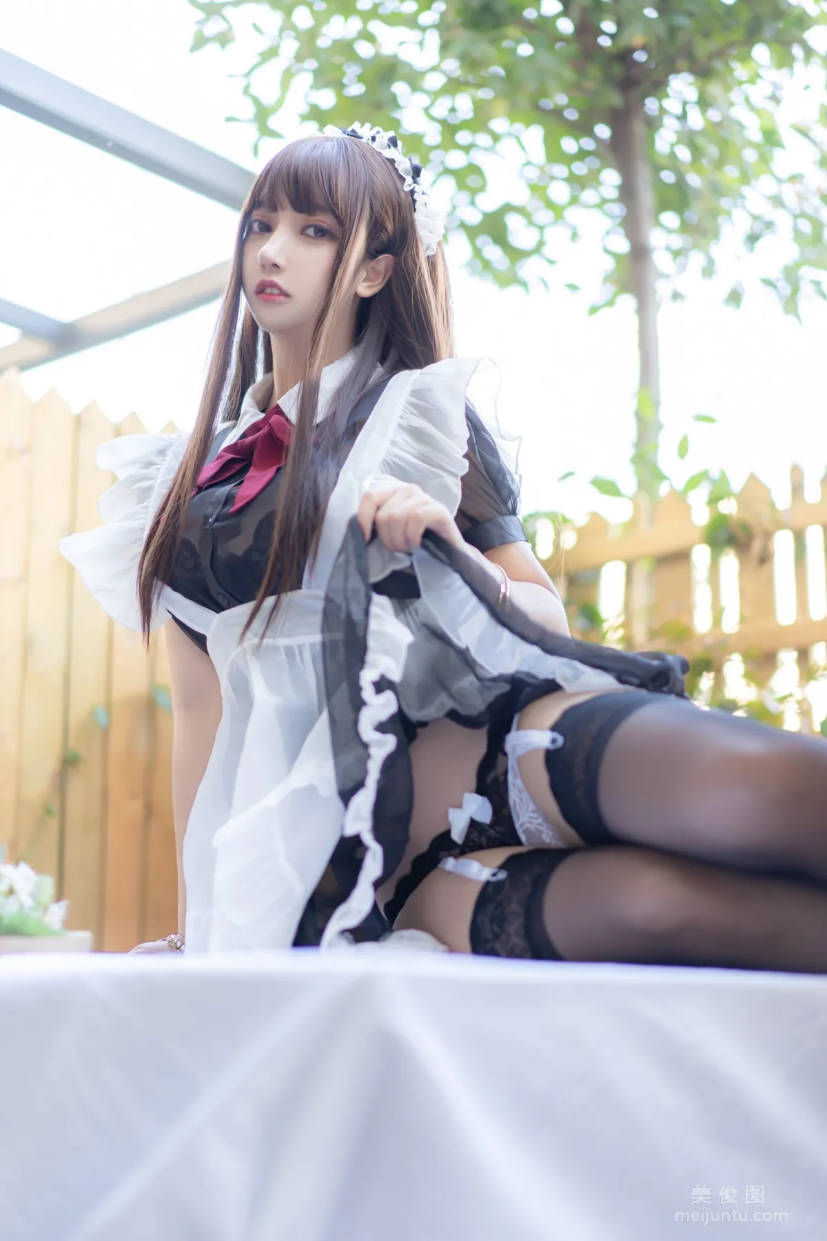 [美女Coser] 米线线sama 《透明女仆》 写真集18