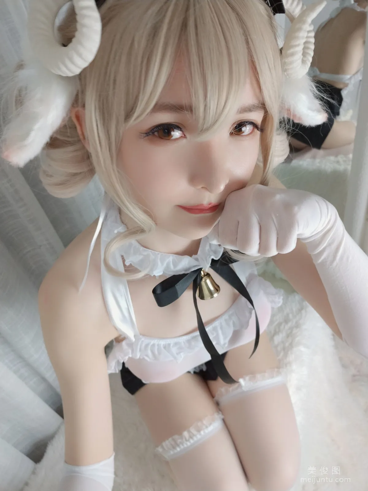 Cosplayer一小央泽 《小绵羊》 写真集31