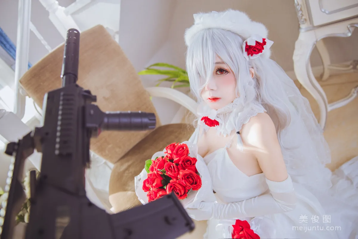 [网红Coser] 日奈娇 《g36c 礼服》 写真集11