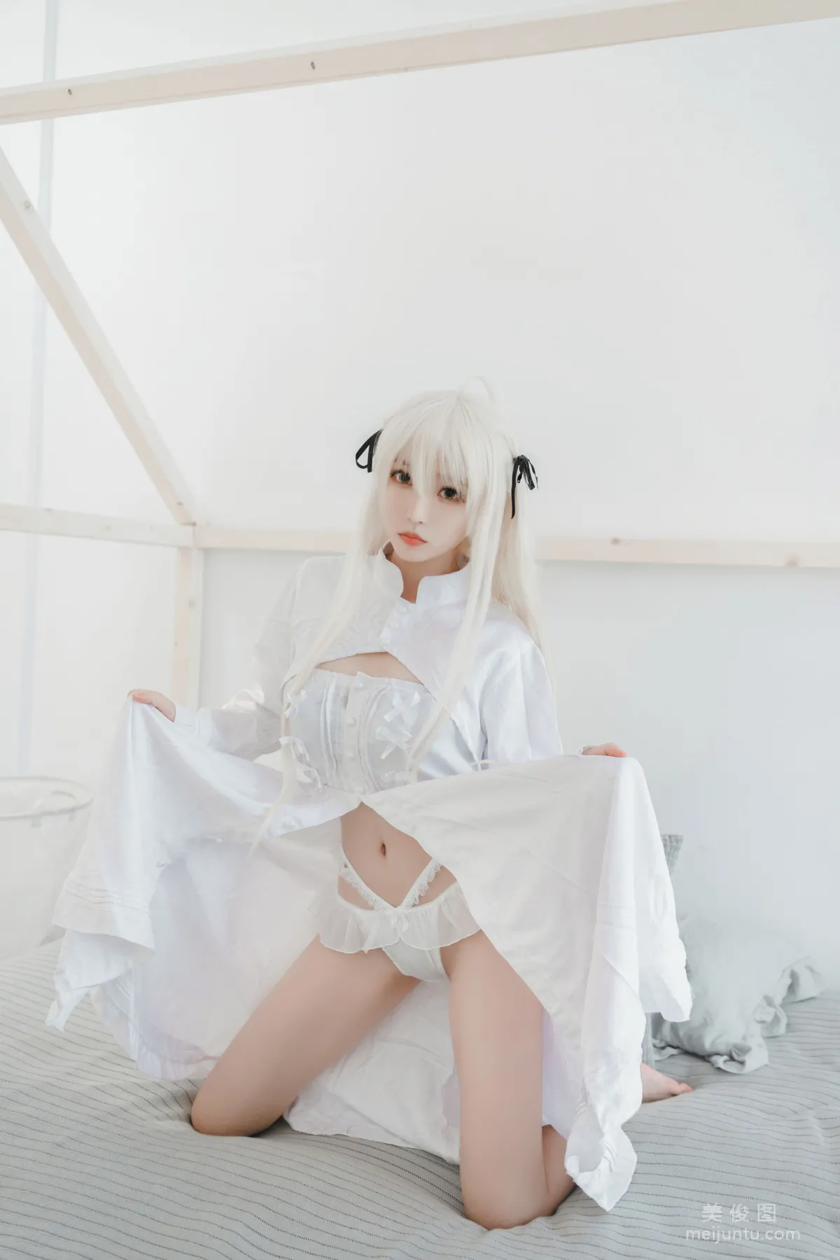 Cosplayer白易子教主 《白裙》 写真集24