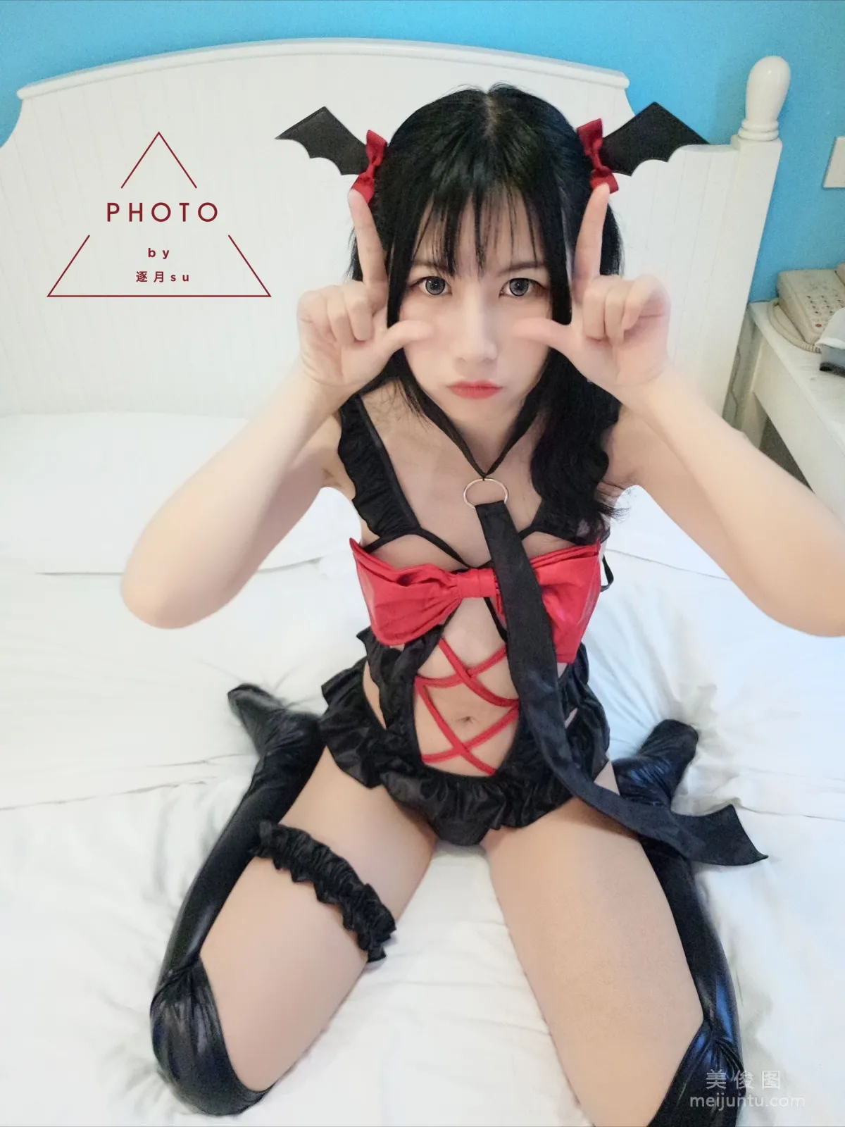 Cosplayer逐月su 《小恶魔》 写真集13