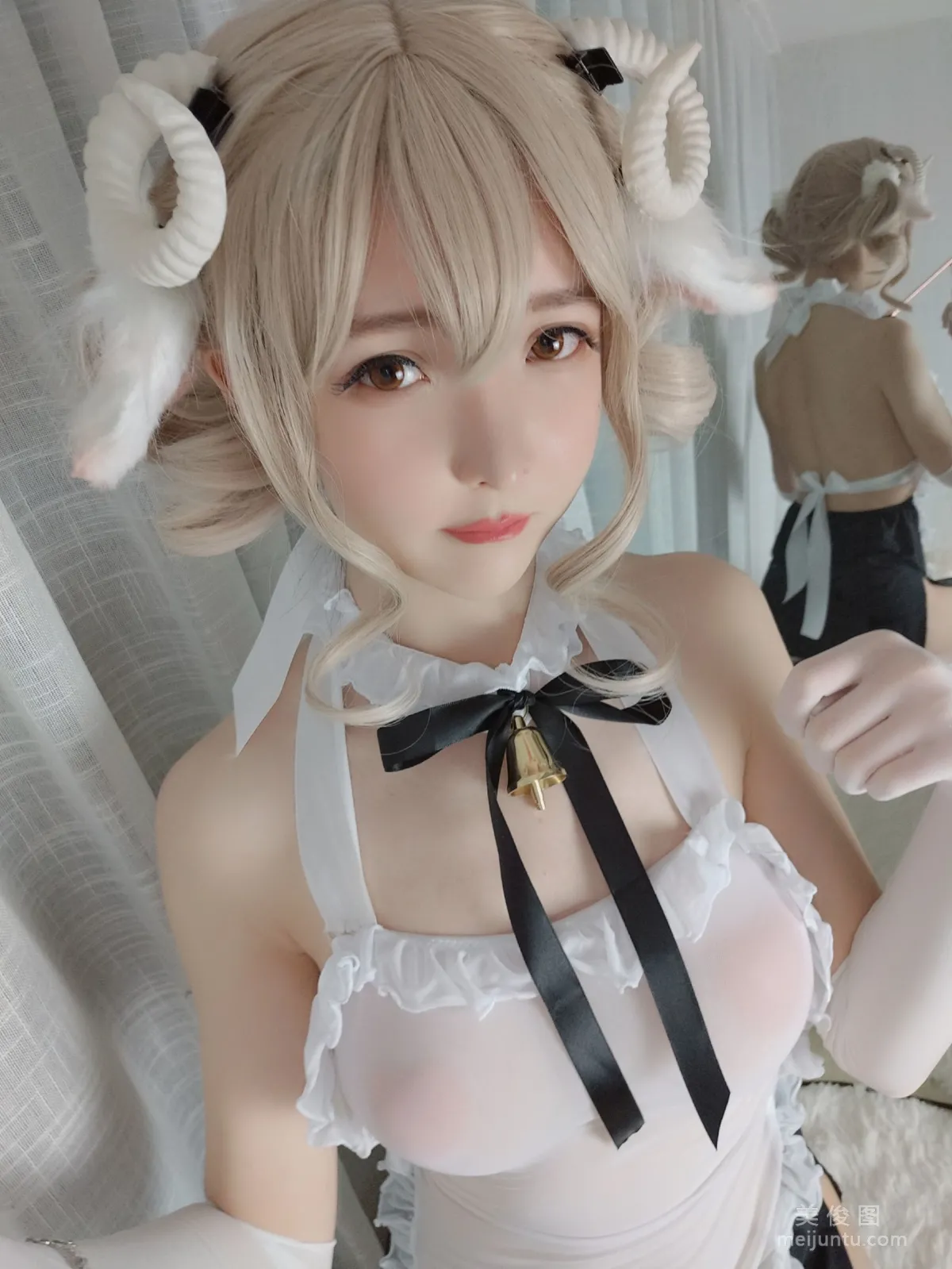 Cosplayer一小央泽 《小绵羊》 写真集29