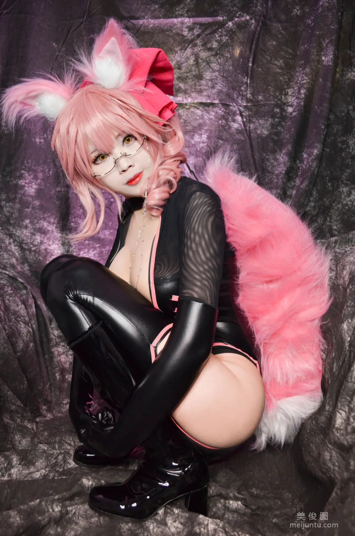 萱-KaYa 《Tamamo Secretary (Fate Grand Order)》 写真集14