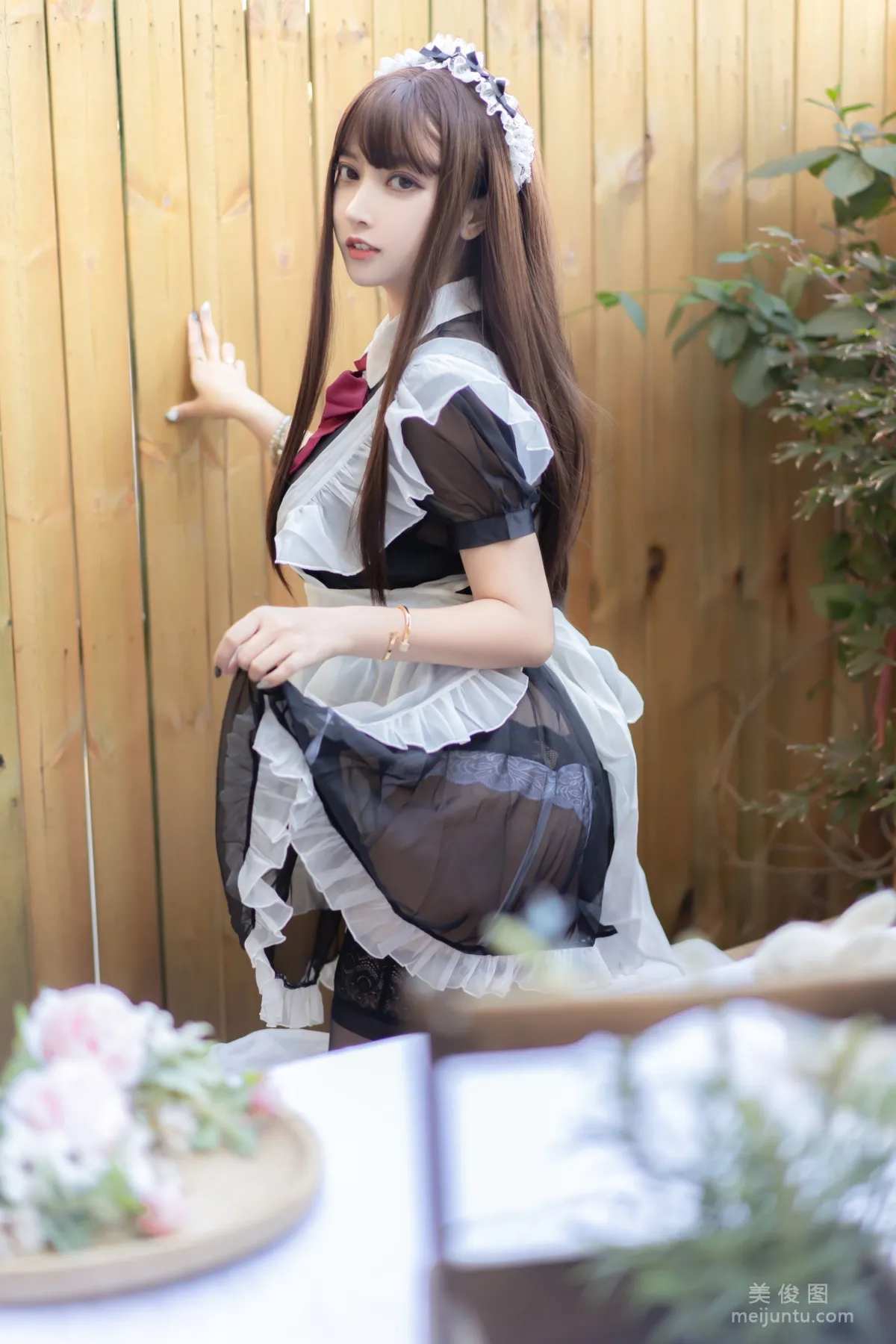 [美女Coser] 米线线sama 《透明女仆》 写真集15