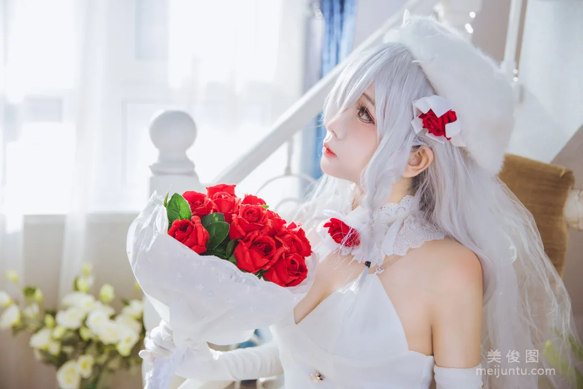 [网红Coser] 日奈娇 《g36c 礼服》 写真集2