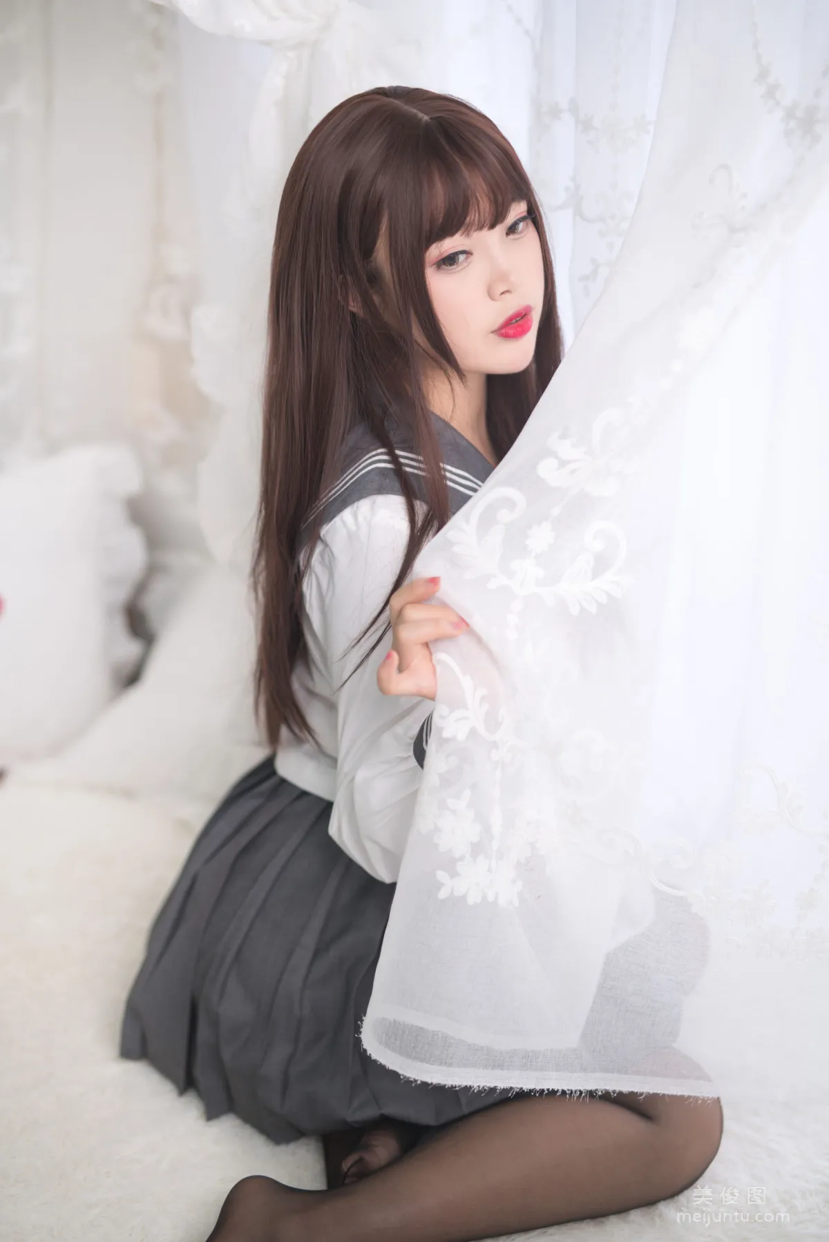 [美女Coser] -白烨- 《绝对足域》 写真集5