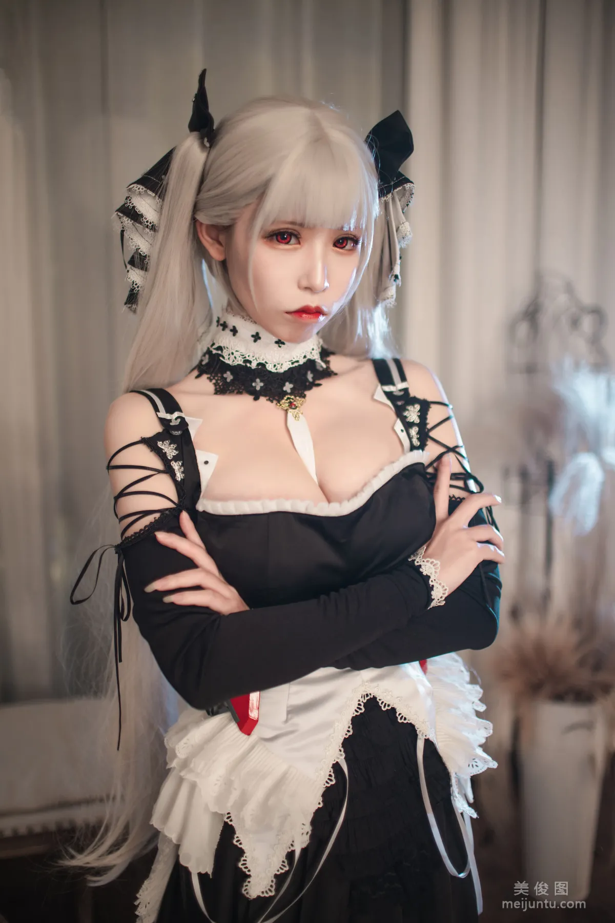 [美女Coser] 爱老师_PhD 《可畏》 写真集19