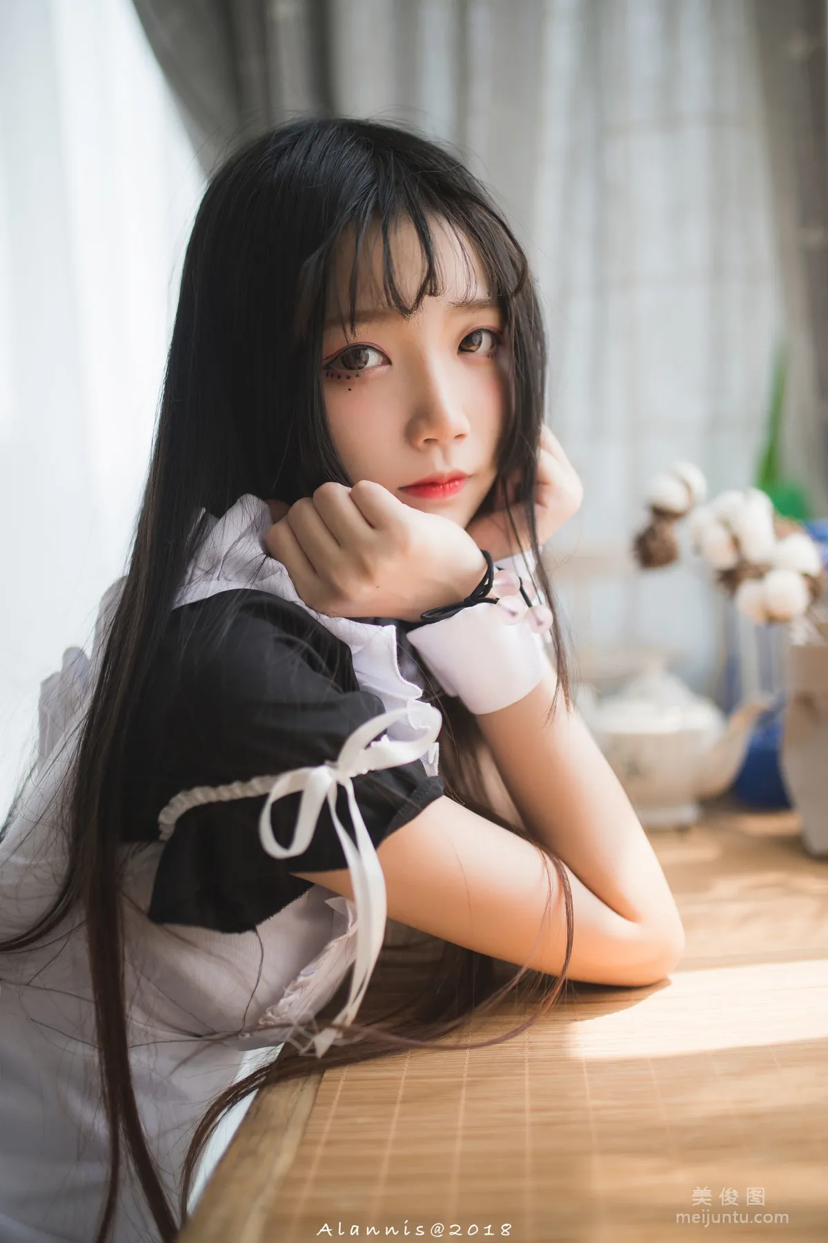 [美女Coser] 五更百鬼 《女仆》 写真集29