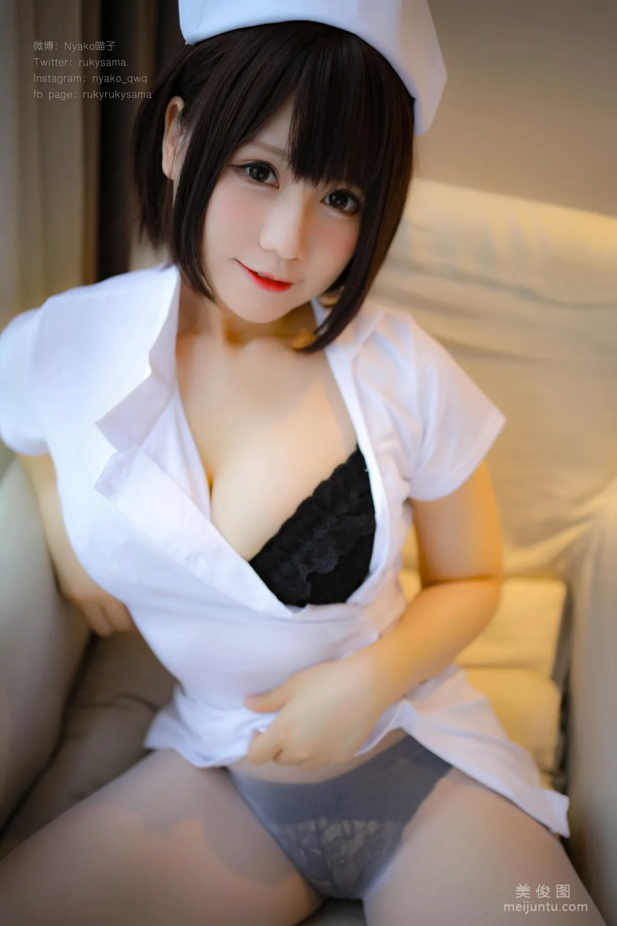 Nyako喵子 《白丝护士服》 写真集10